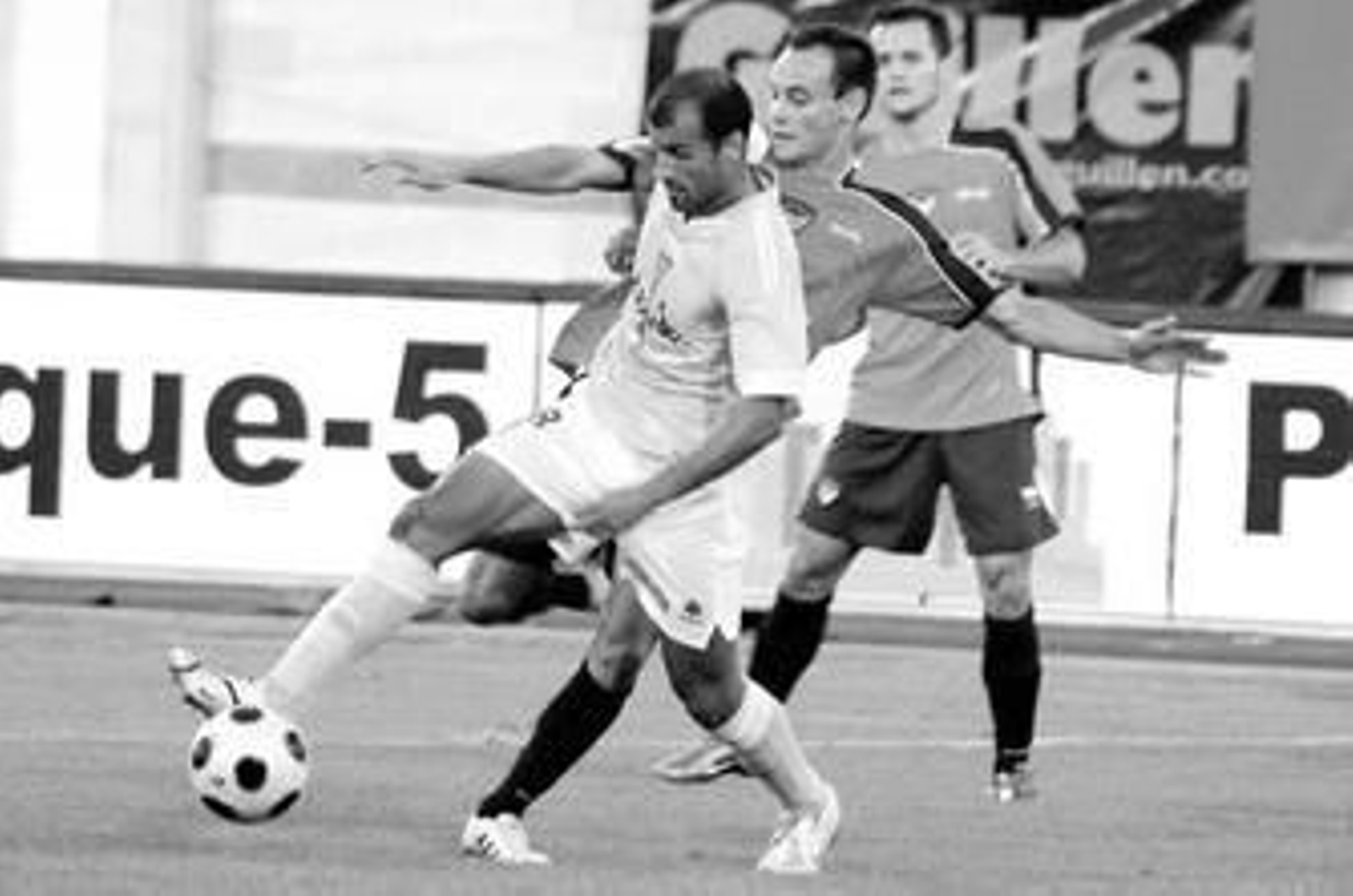 Mikel Rico en un encuentro de la presente campaña con la elástica celeste.