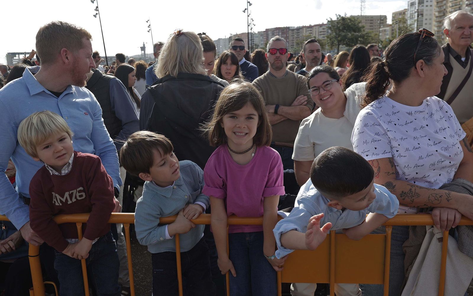 Búscate en el multitudinario arrastre de latas 2026 en Algeciras