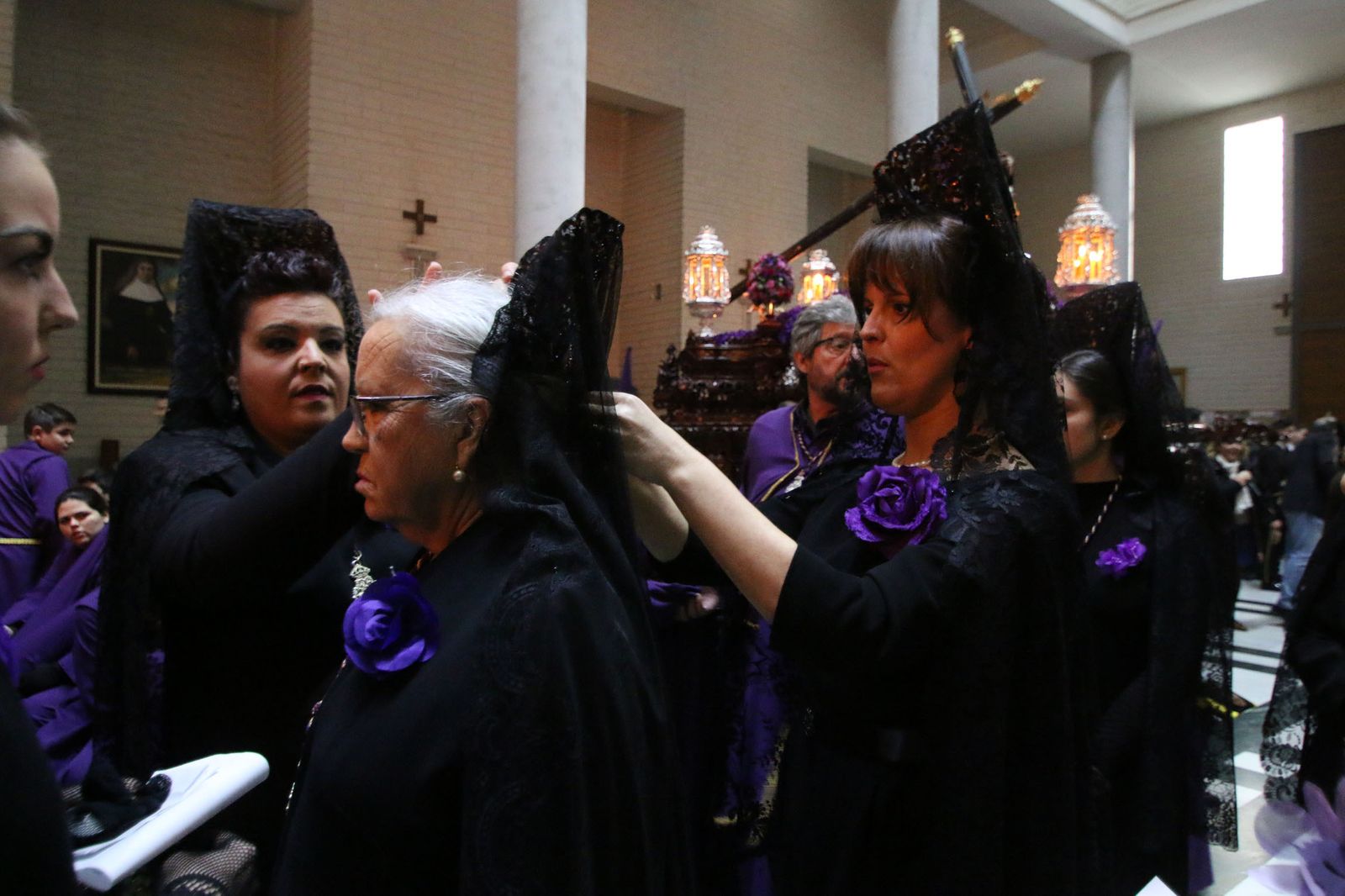 Los últimos retoques de  las mantillas