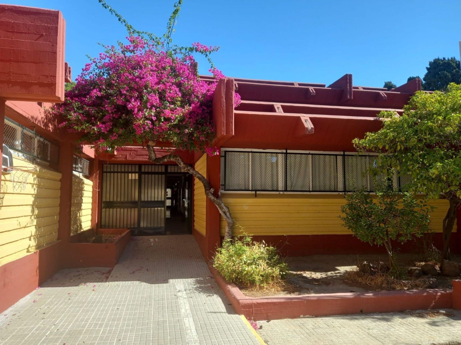 El interior del CEIP Cristóbal Colón se modificará para escenificar por un día el momento de la Natividad de Jesús.