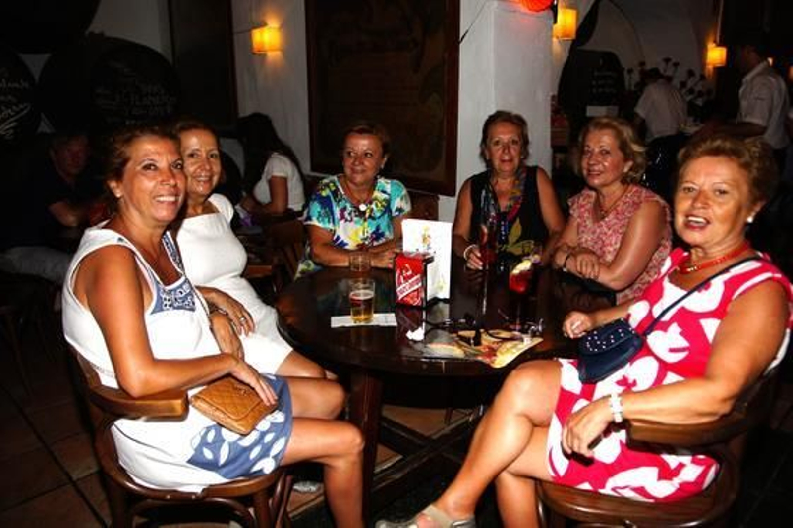 Las tres pequeñas de la familia Porras Salinas viven su primera Feria. 

Foto: Punto Press