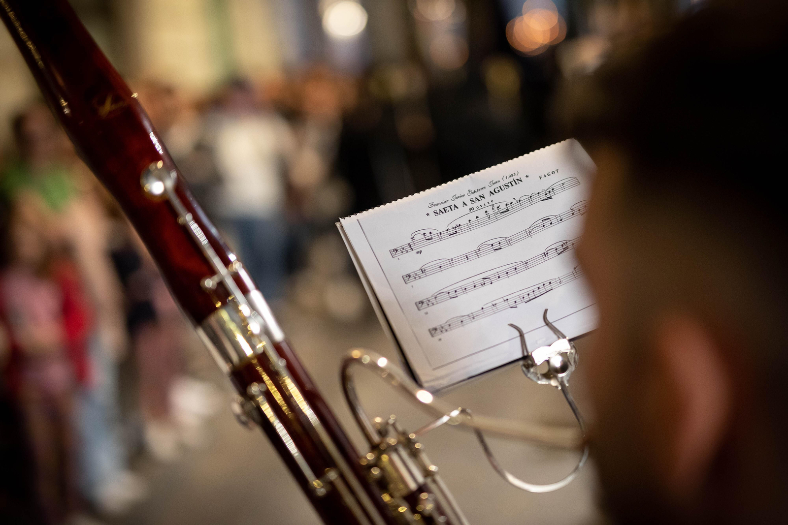 Crónica gráfica del Lunes Santo en Granada
