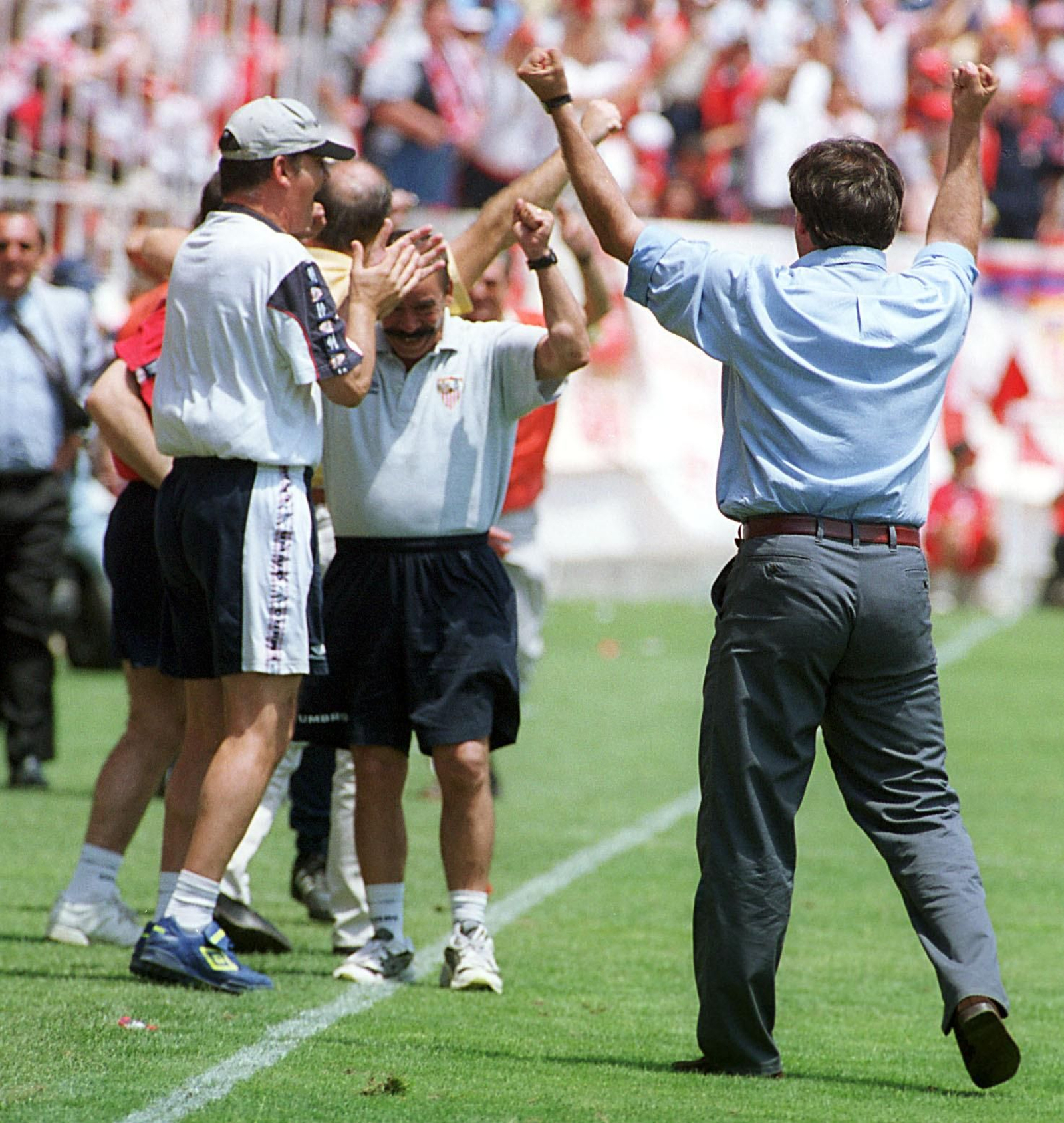Las fotos de Marcos Alonso en el Sevilla FC
