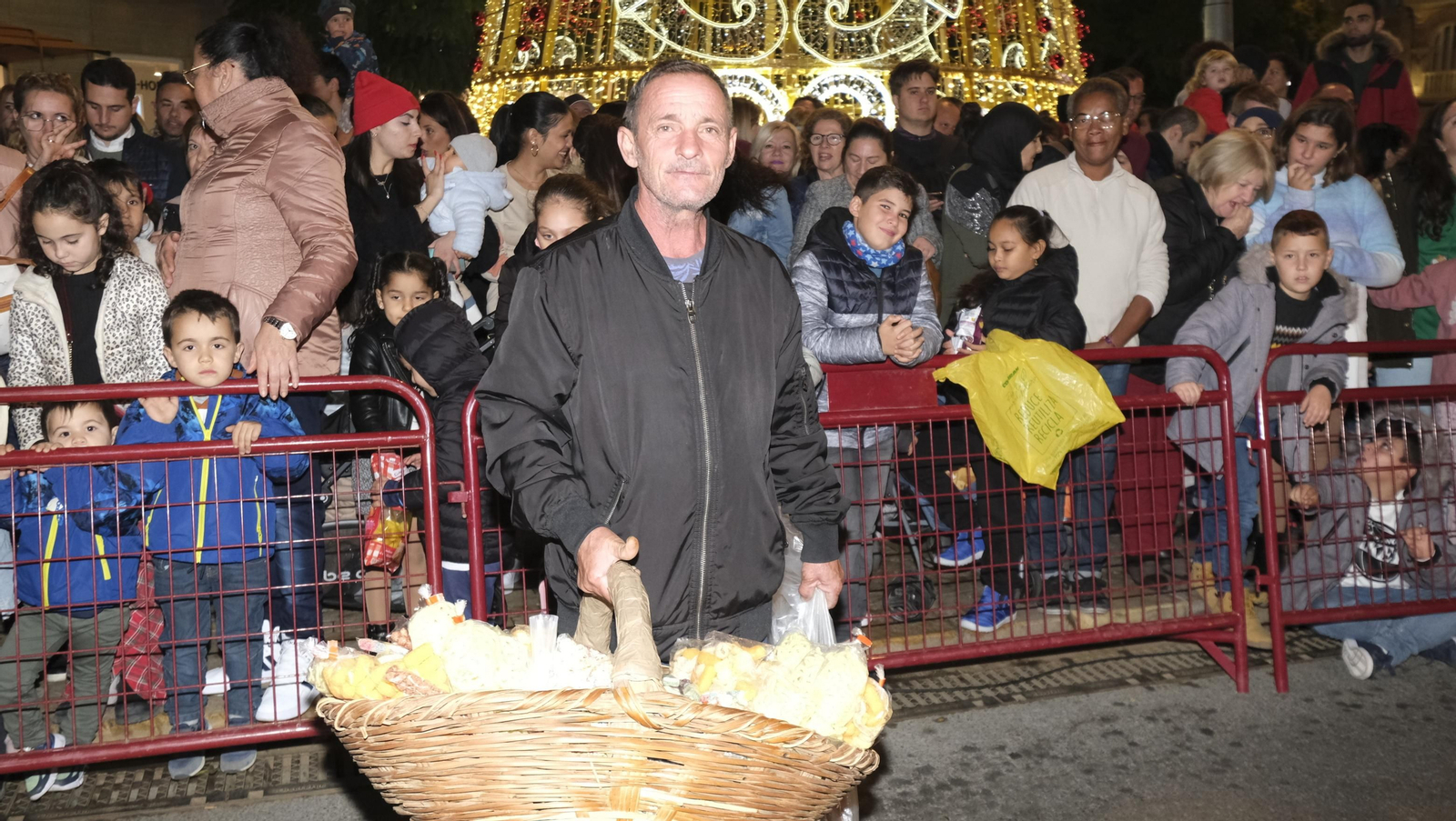 Imágenes de la Cabalgata de los Reyes Magos en Almería