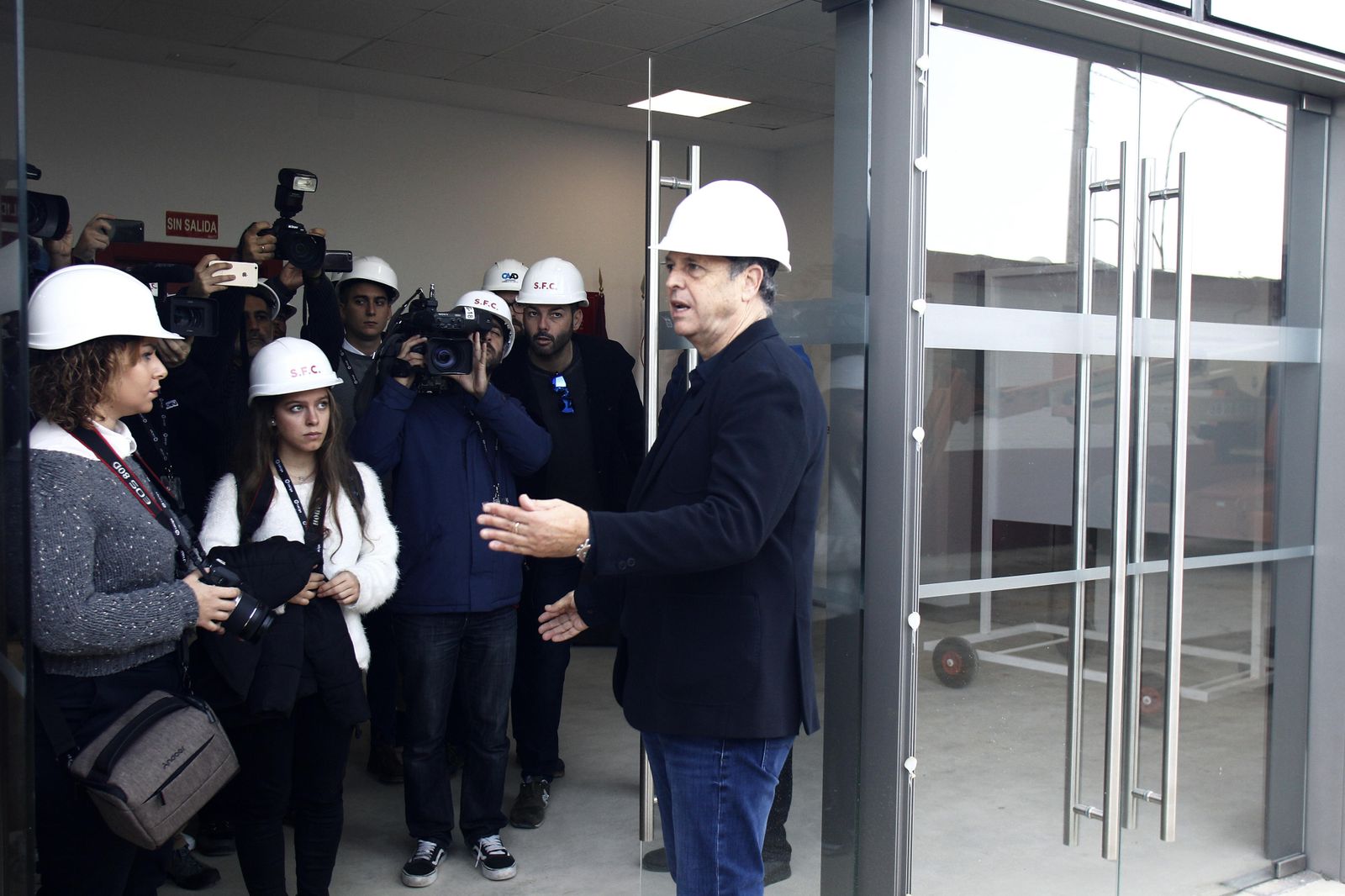 Las imágenes de la visita a las obras de la Ciudad Deportiva del Sevilla