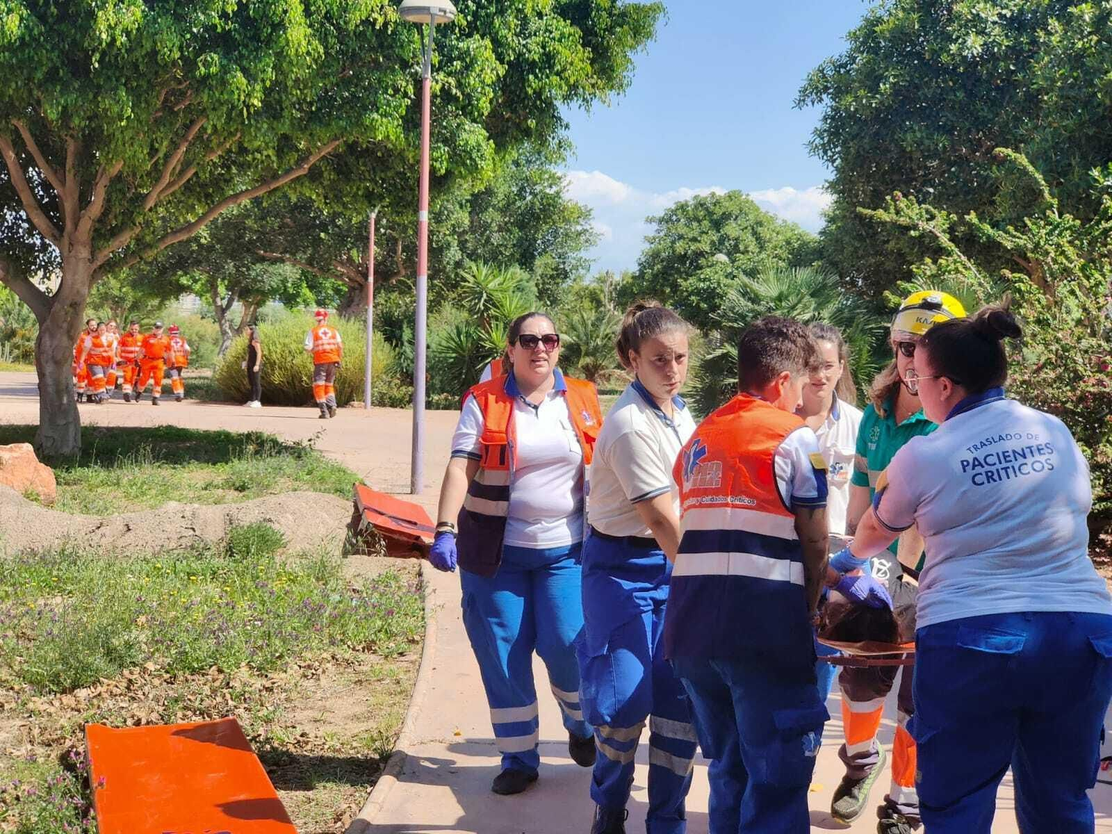 Imágenes del simulacro de emergencias sanitarias en el recinto ferial de Almería