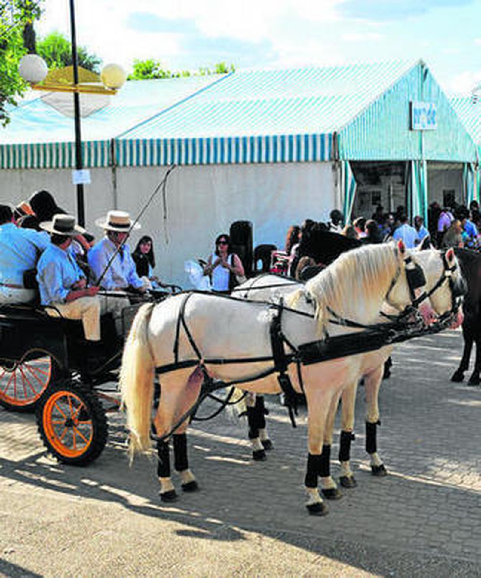 Asistentes a la Feria de Nuestra Señora de las Mercedes en 2014.