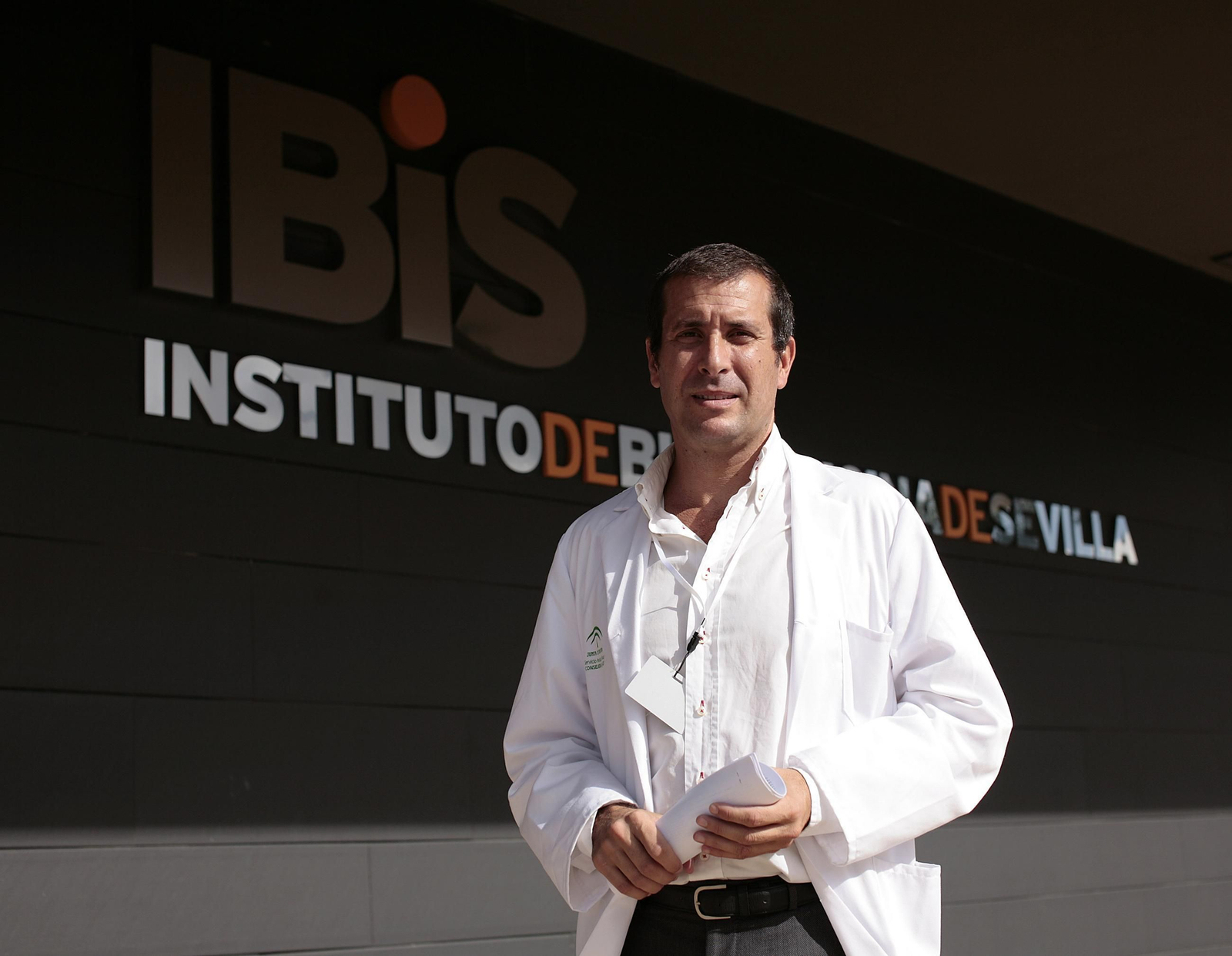 Miguel Ruiz-Veguilla, psiquiatra e investigador, es uno de los autores del análisis publicado.
