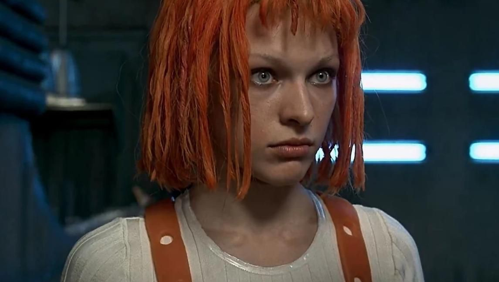 El bob naranja con mechones enrollados de Leeloo (Milla Jovovich) en 'El quinto elemento' (1997).