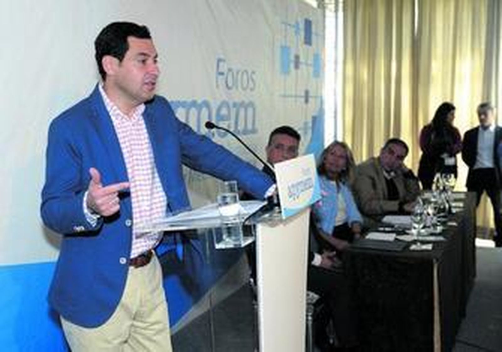 Solo ante el peligro de los pactos