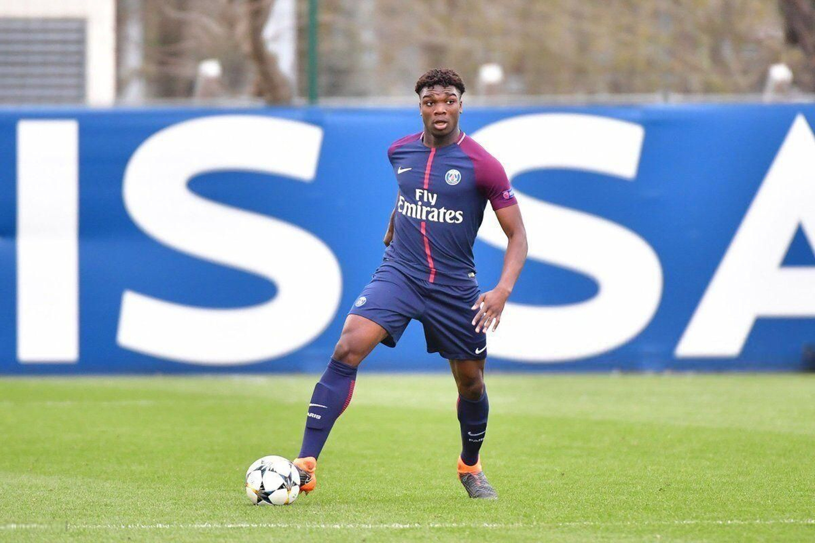 Loïc Mbe Soh es jugador del PSG francés.
