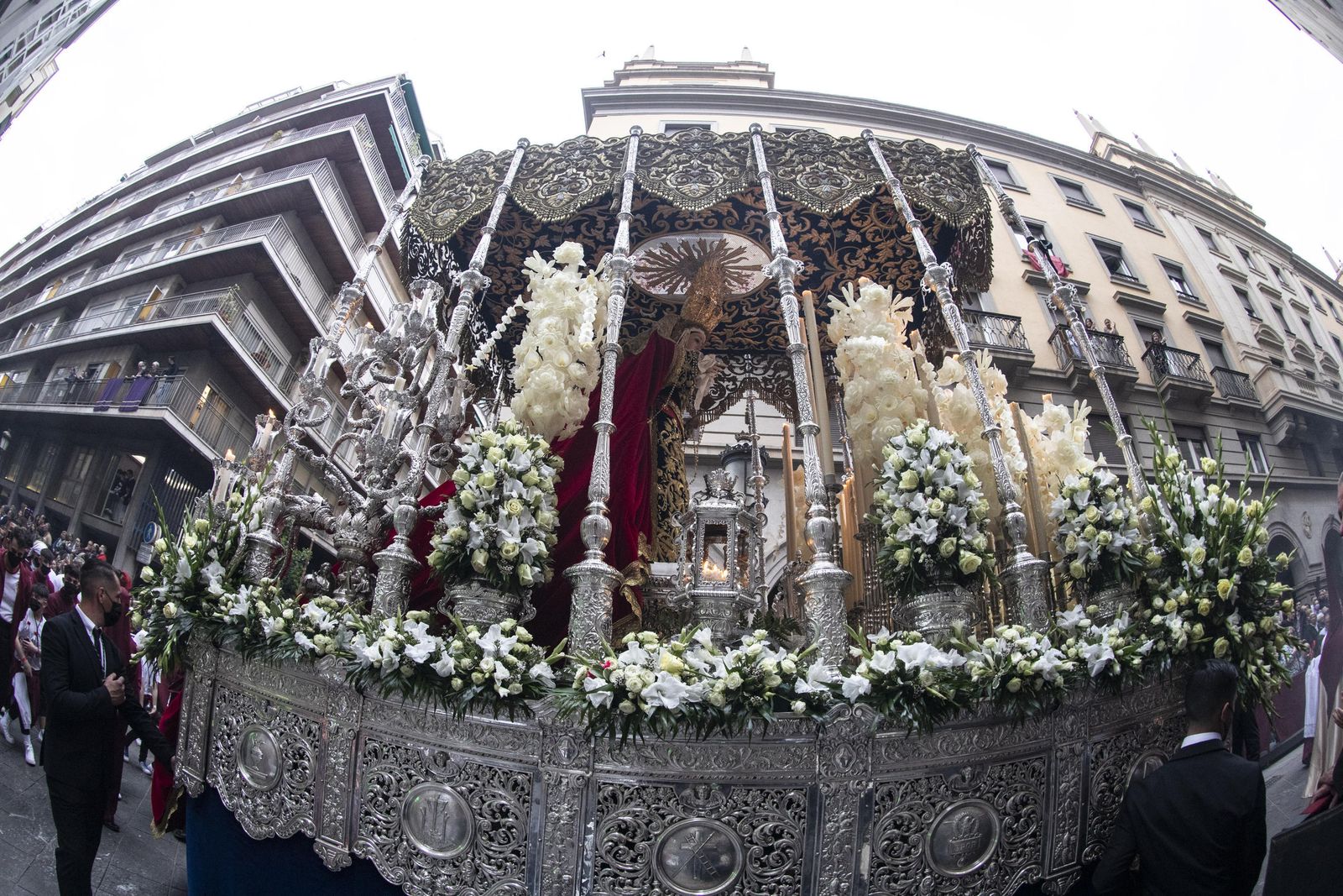 Fotos de El Trabajo en el Lunes Santo de la Semana Santa de Granada