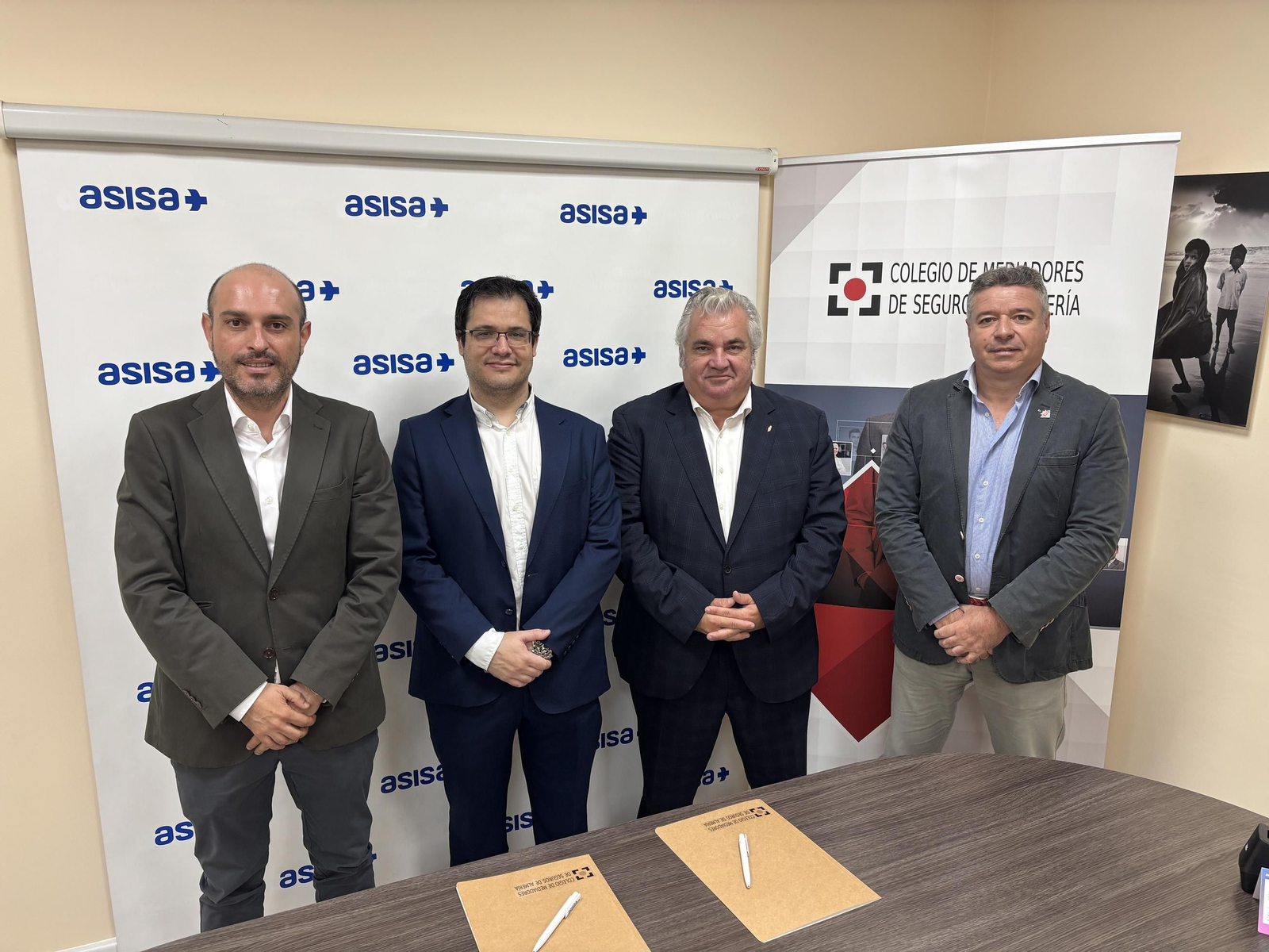 Acuerdo entre Asisa y el Colegio de Mediadores de Almeria.