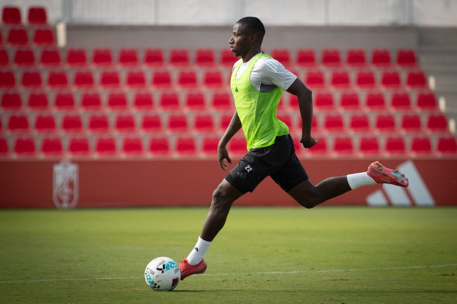Las imágenes del entrenamiento del Granada CF