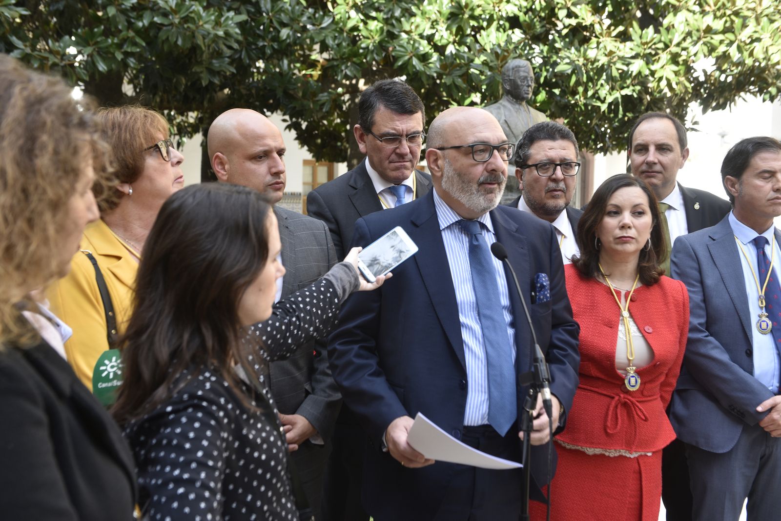 Acto institucional en el Pleno del Parlamento con motivo del Día de Andalucía