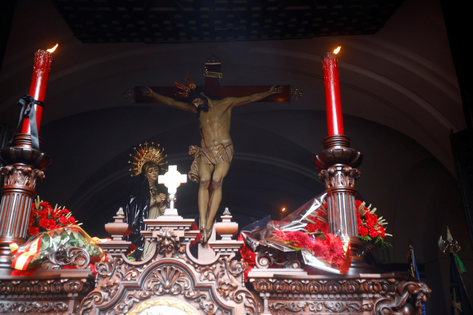 Las mejores imágenes de la Caridad en este Jueves Santo de Córdoba Las mejores imágenes de la Caridad en este Jueves Santo de Córdoba