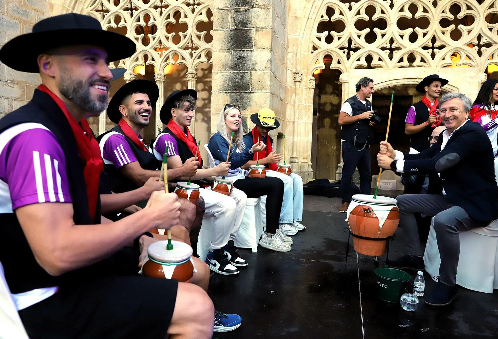 Así disfrutan pilotos internacionales de la Navidad de Jerez