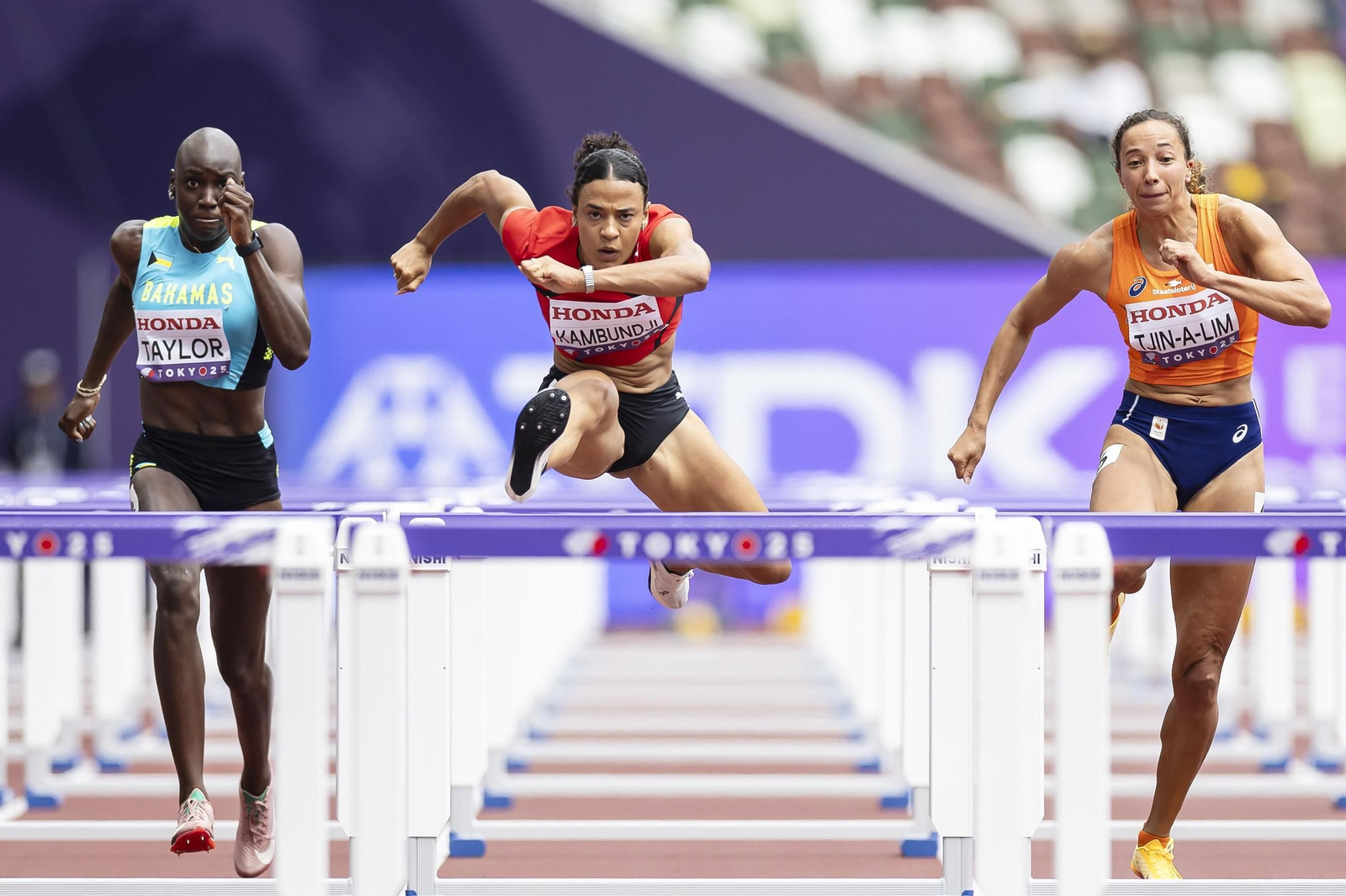 Las mejores imágenes del triunfo de Seville en 100 metros y del resto del Mundial de atletismo