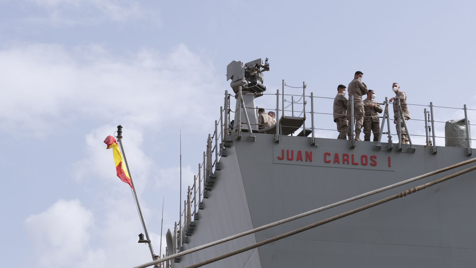 Fotogalería de la visita al portaaviones Juan Carlos I. Puerto de Almería.