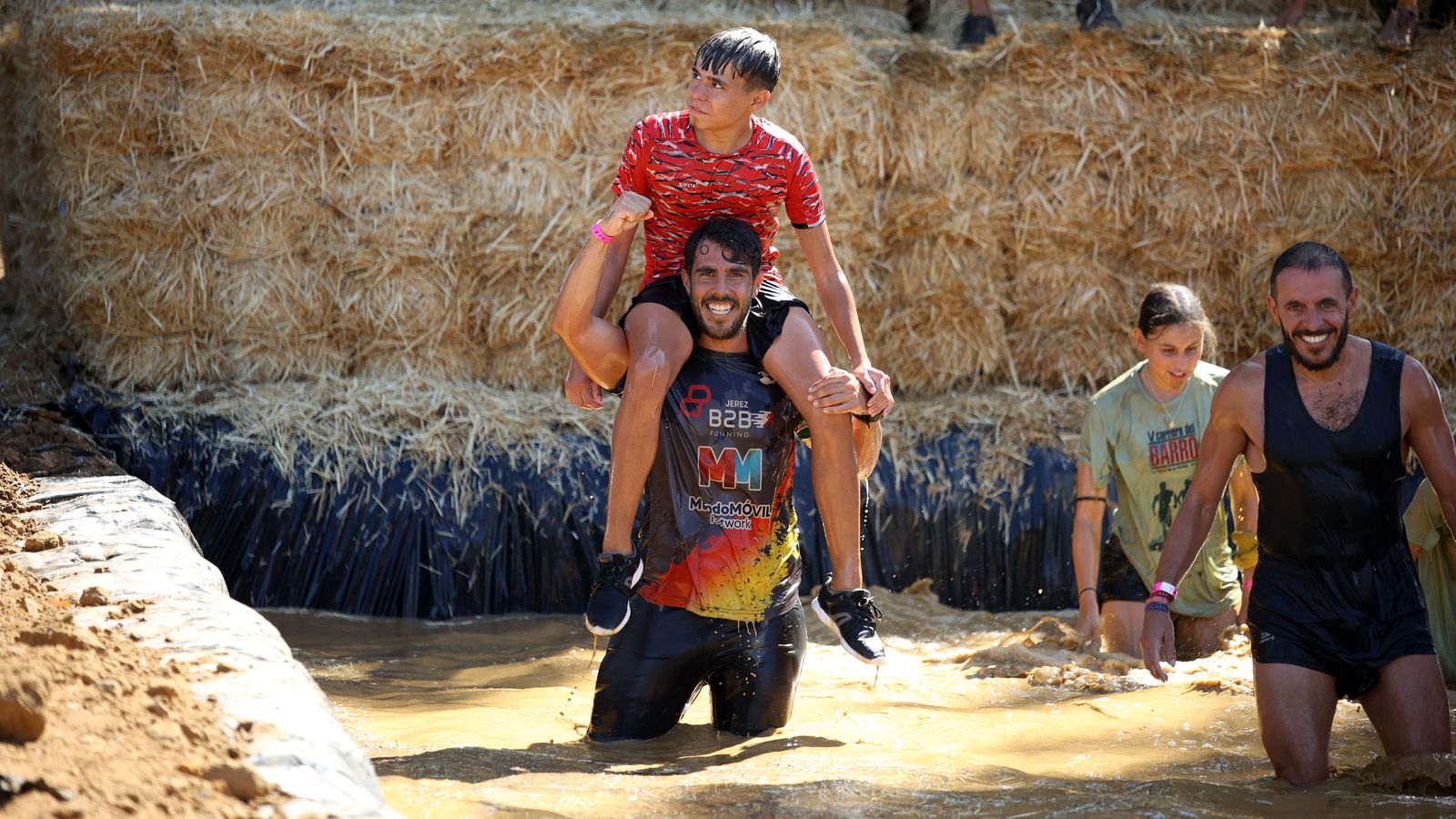 Búscate en la V Carrera del Barro de La Barca