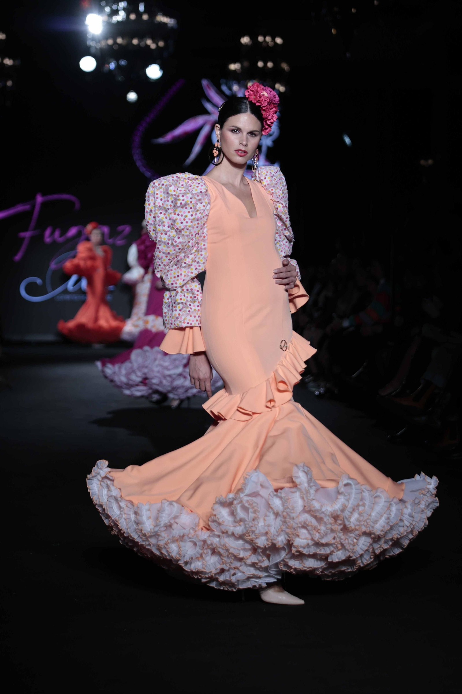 El desfile de Lorena Rodríguez en We Love Flamenco 2024, todas las fotos