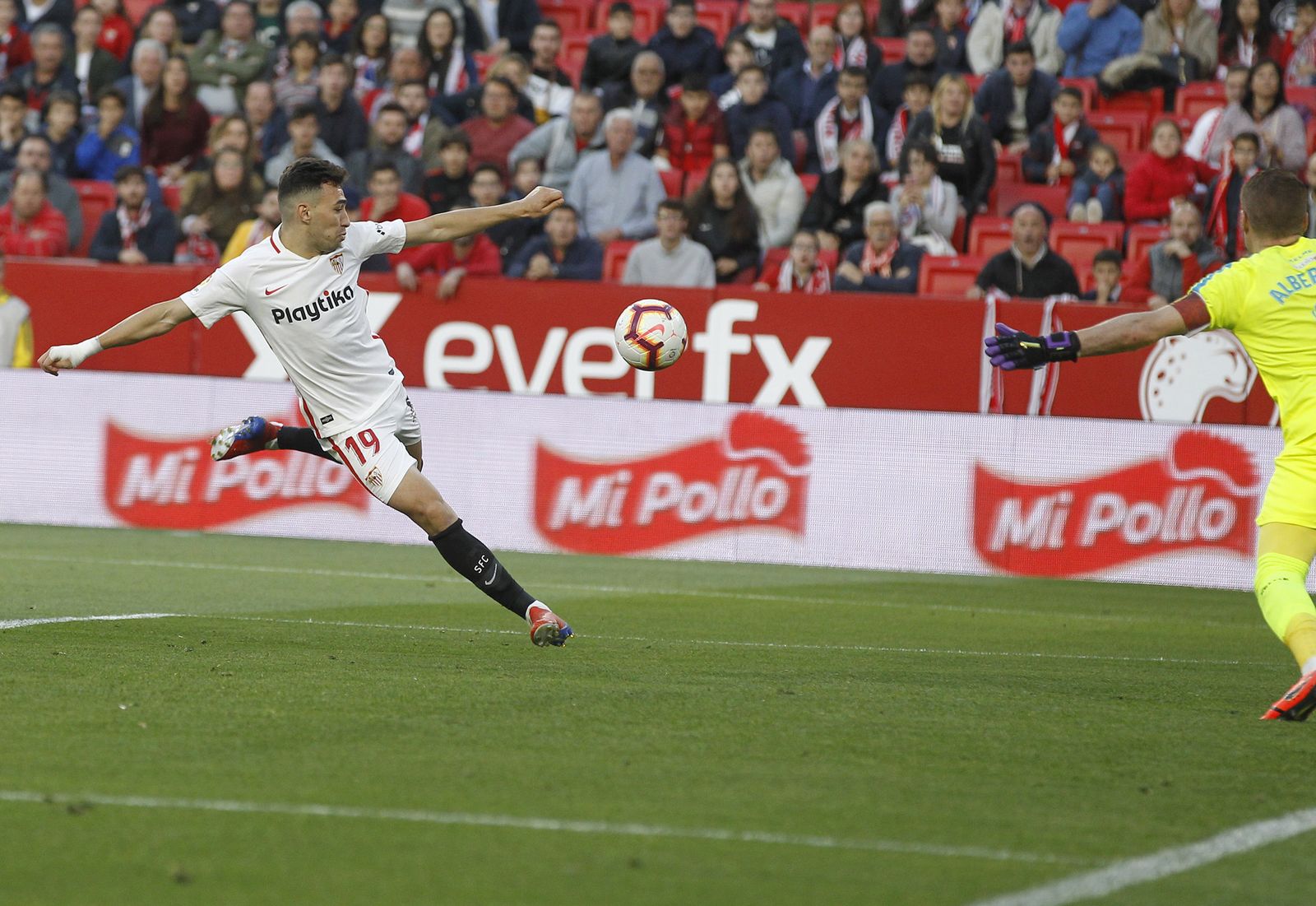 Todas las fotos del Sevilla-Rayo Vallecano