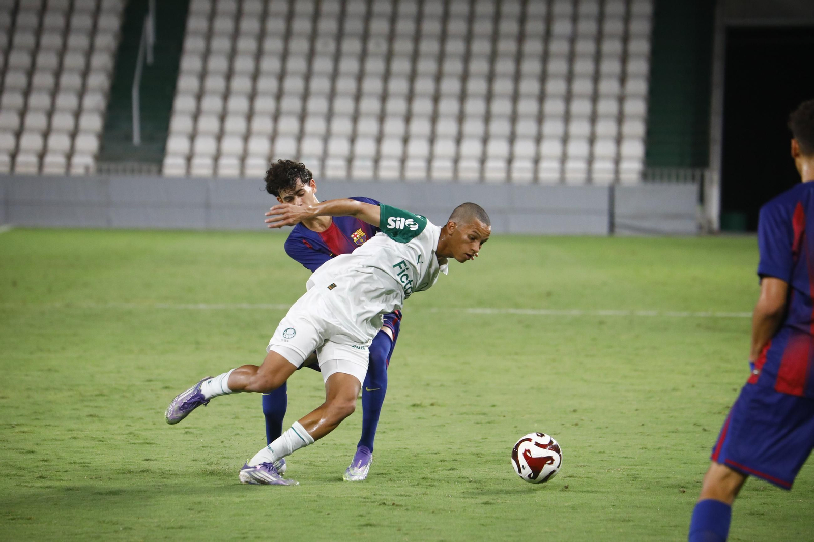 Las mejores fotos del Palmeiras - Barcelona del Mundial de Clubes juvenil en El Arcángel
