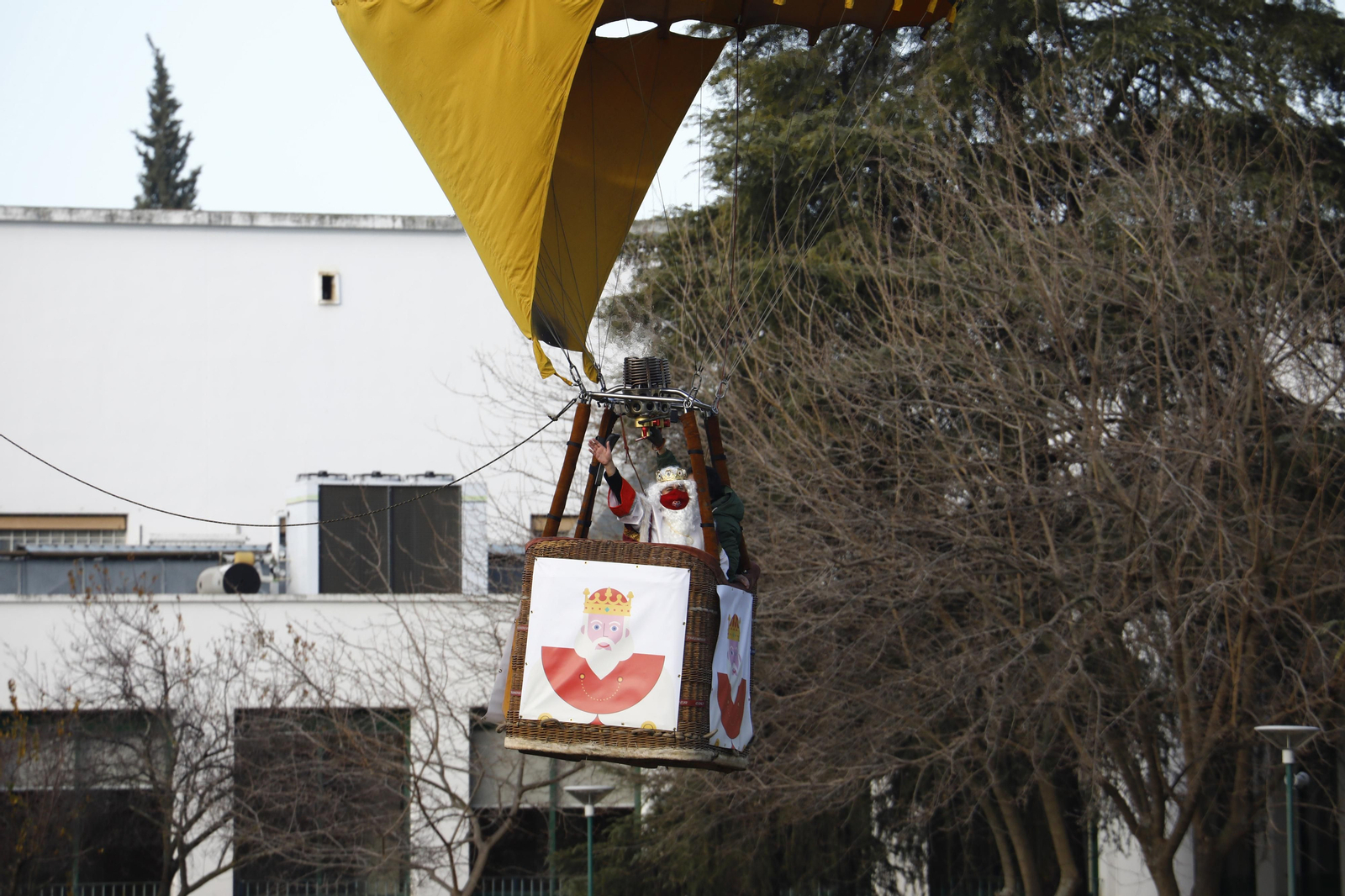 La Cabalgata en globo de los Reyes Magos en Córdoba