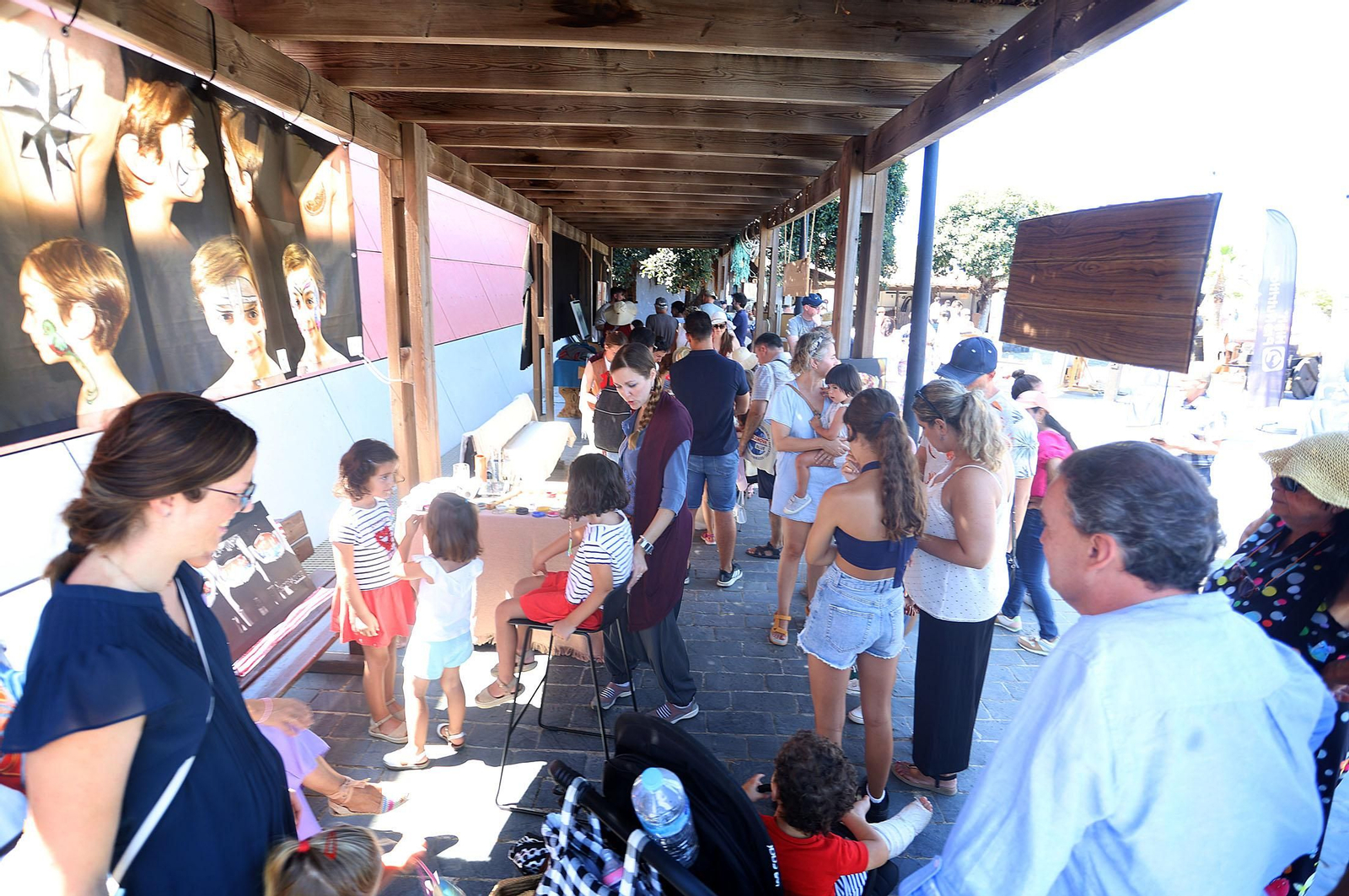 Imágenes de la Jornada de Puertas Abiertas del Muelle de las Carabelas con motivo del 3 de agosto
