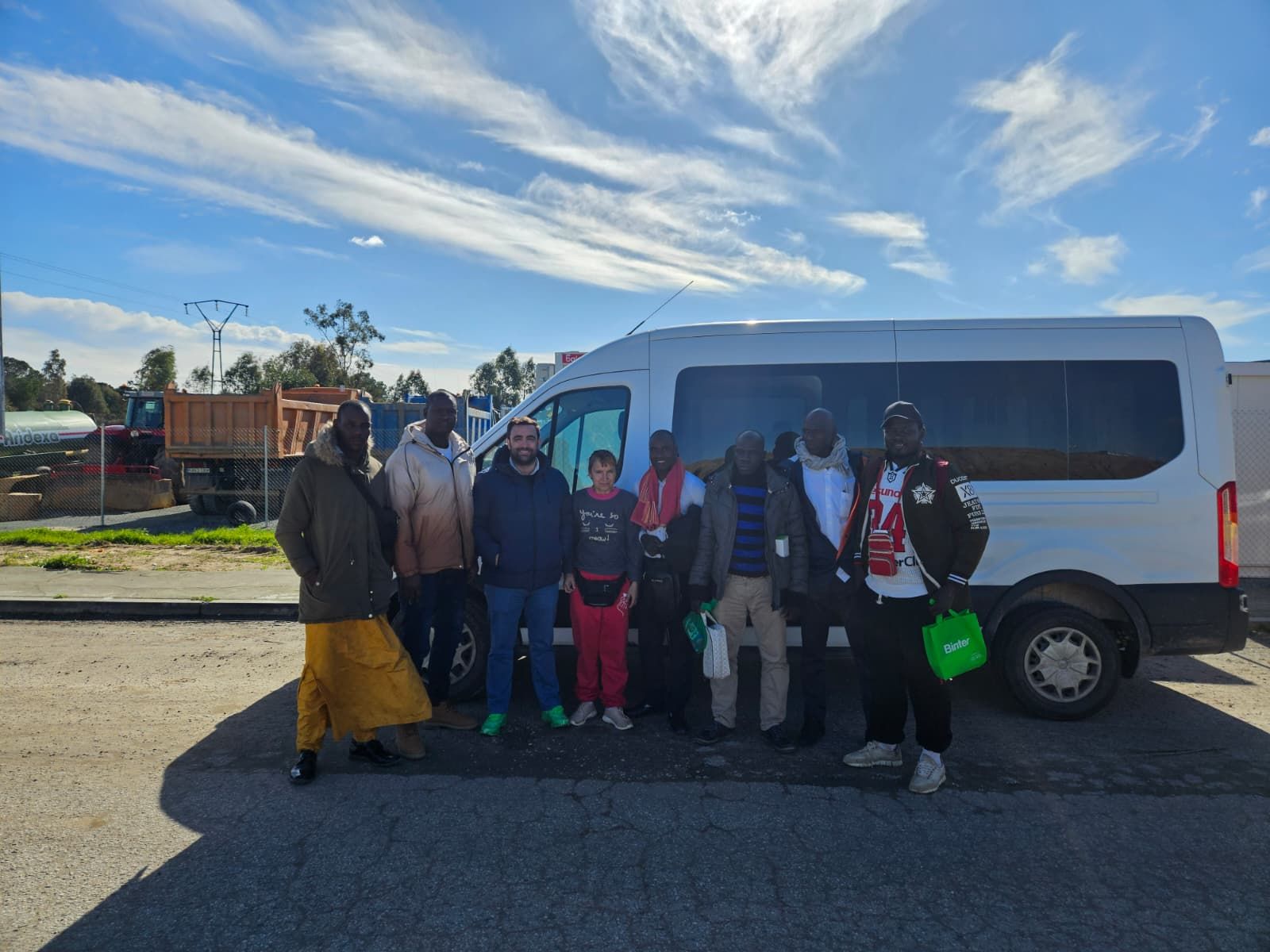 Trabajadores mauritanos, a su llegada a la provincia para incorporarse a la campaña de la fresa.