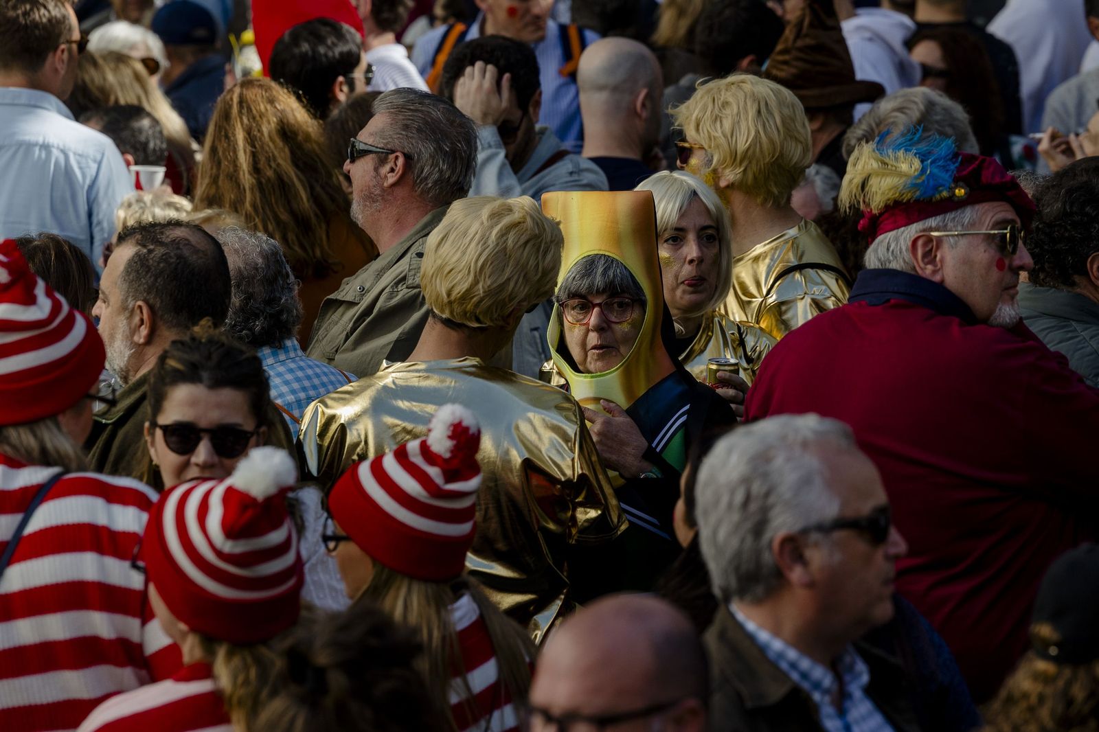 Las imágenes del segundo sábado de Carnaval de Cádiz 2026: Carruseles de coros