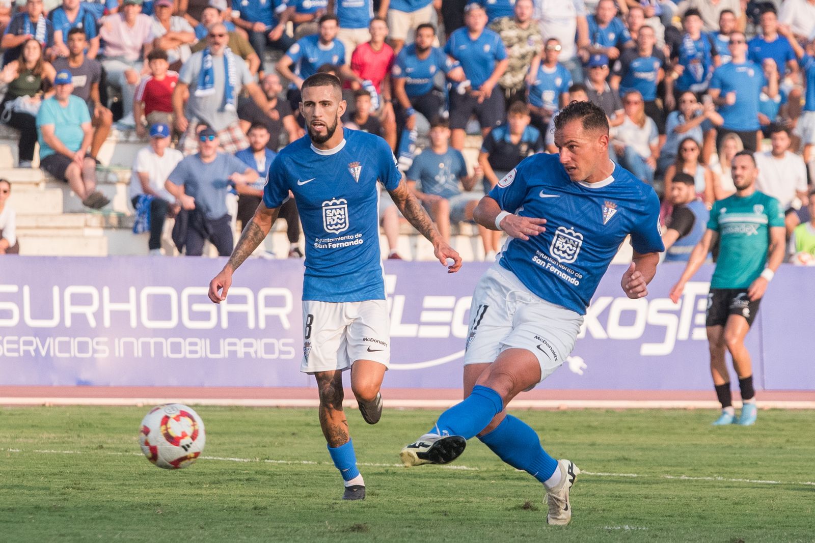 Airam Cabrera anota el gol que cerraba la victoria de los azulinos.