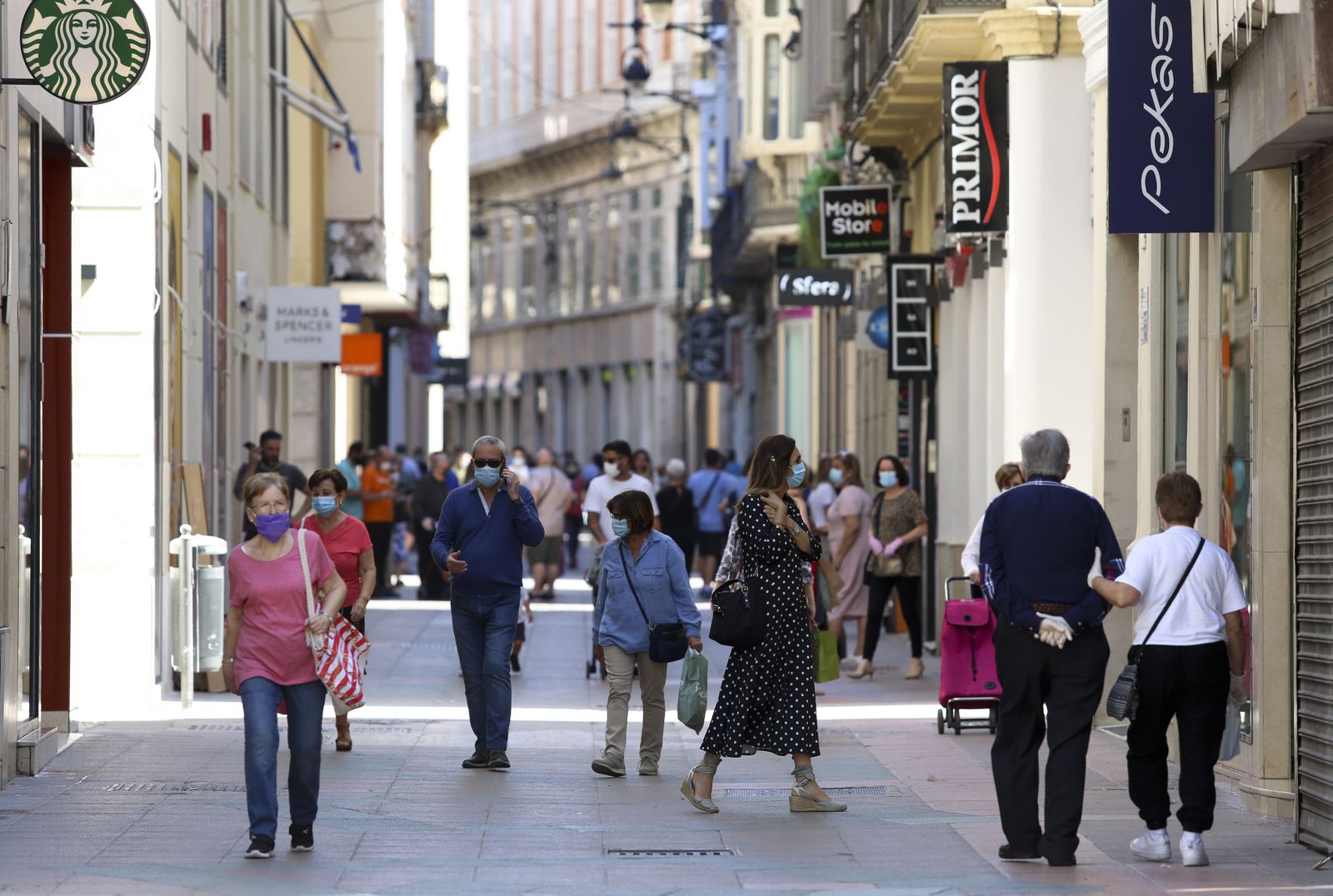 Las fotos del centro de Málaga, de vuelta a la vida con la desescalada