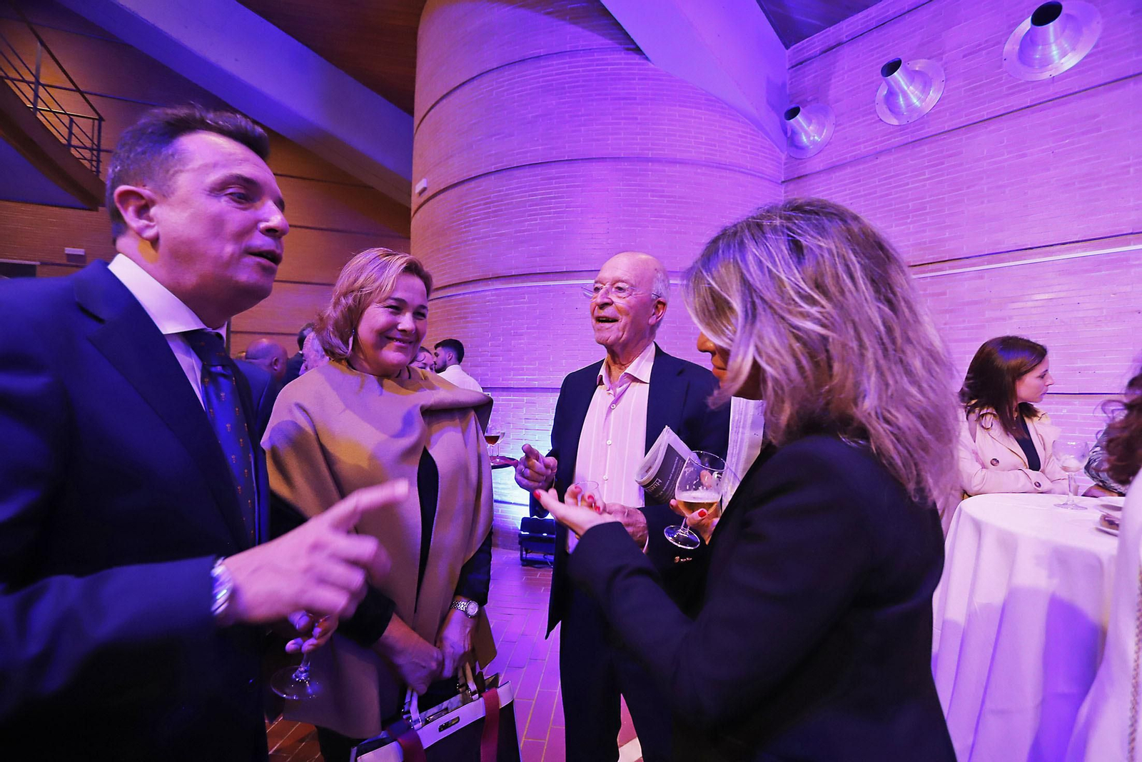 Imágenes de la recepción a los invitados a la gala del 40 aniversario de Huelva Información