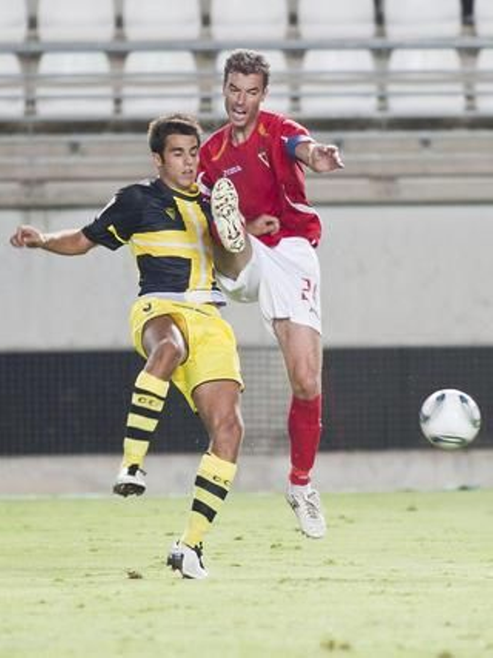 El cordoba vence por la mínima al Murcia y pasa a siguiente ronda de la Copa del Rey.

Foto: LOF