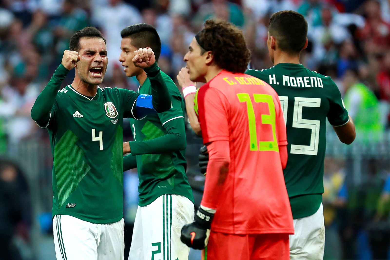 Rafa Márquez celebra la victoria ante Alemania en el debut de su selección en el Mundial de Rusia.