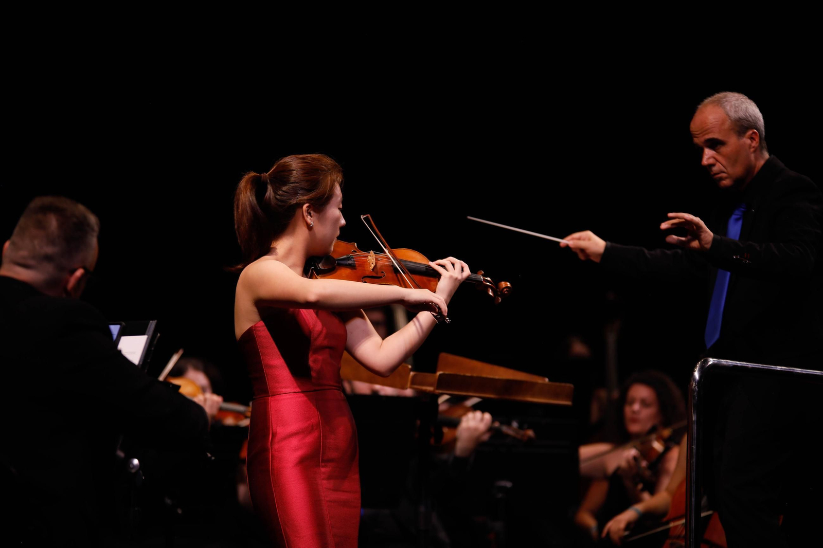 El concierto de la Orquesta de la UAL en el Auditorio Maestro Padilla, en imágenes