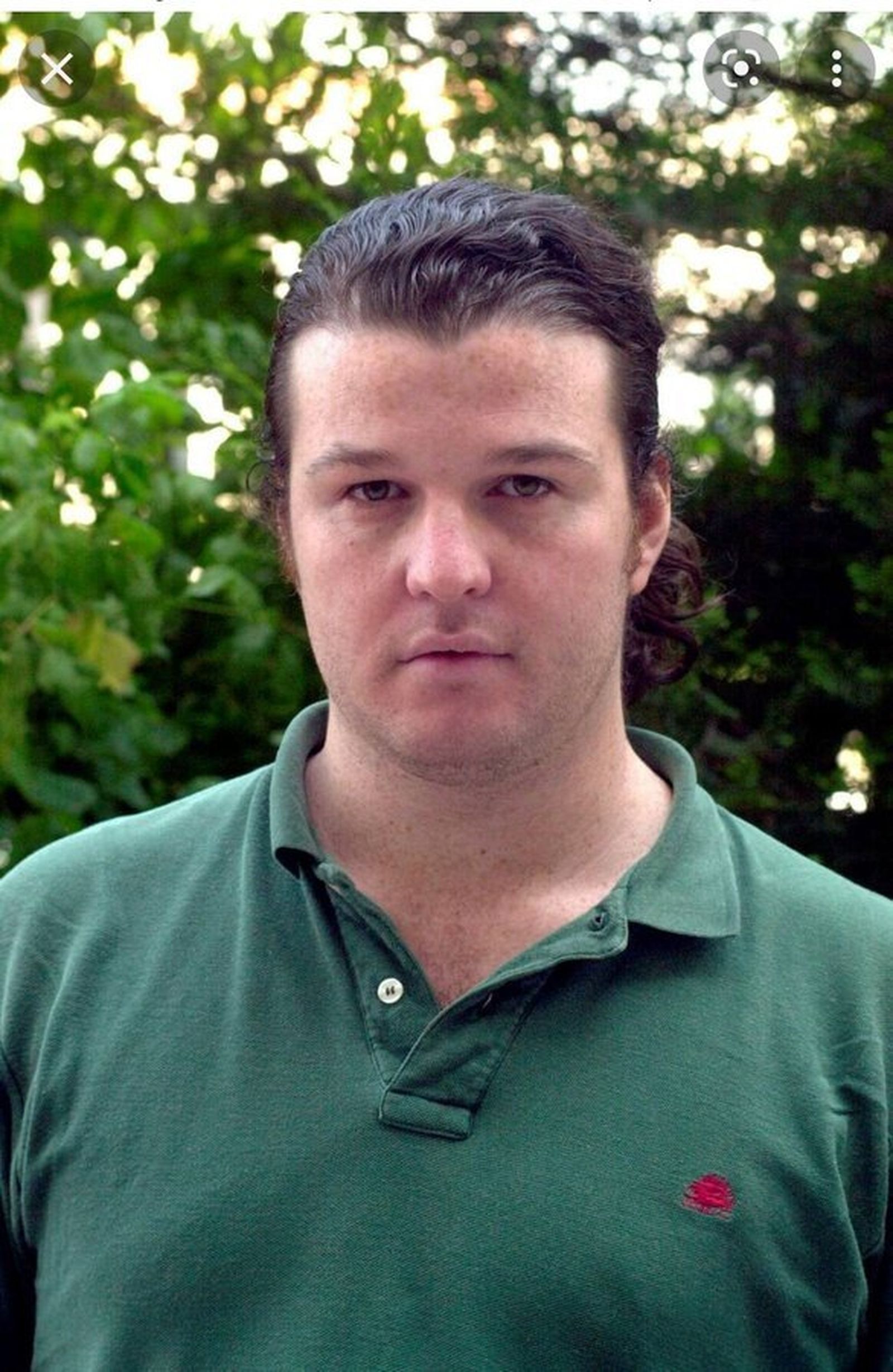 iñigo con su polo verde en 'Gran Hermano'