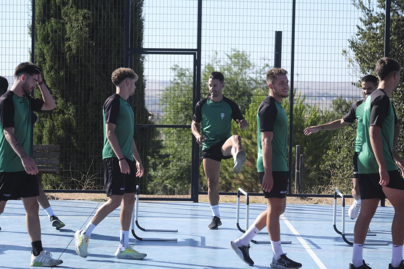 El entrenamiento del Córdoba CF en el parque de la Asomadilla, en imágenes