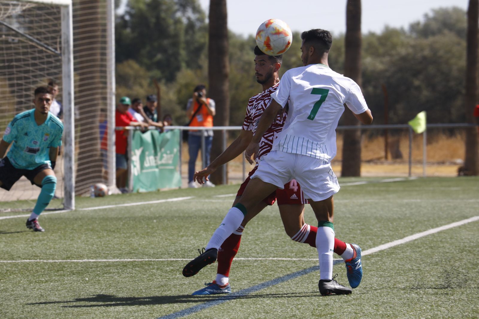 Imágenes del Córdoba B-Xerez CD en la Ciudad Deportiva (0-0)