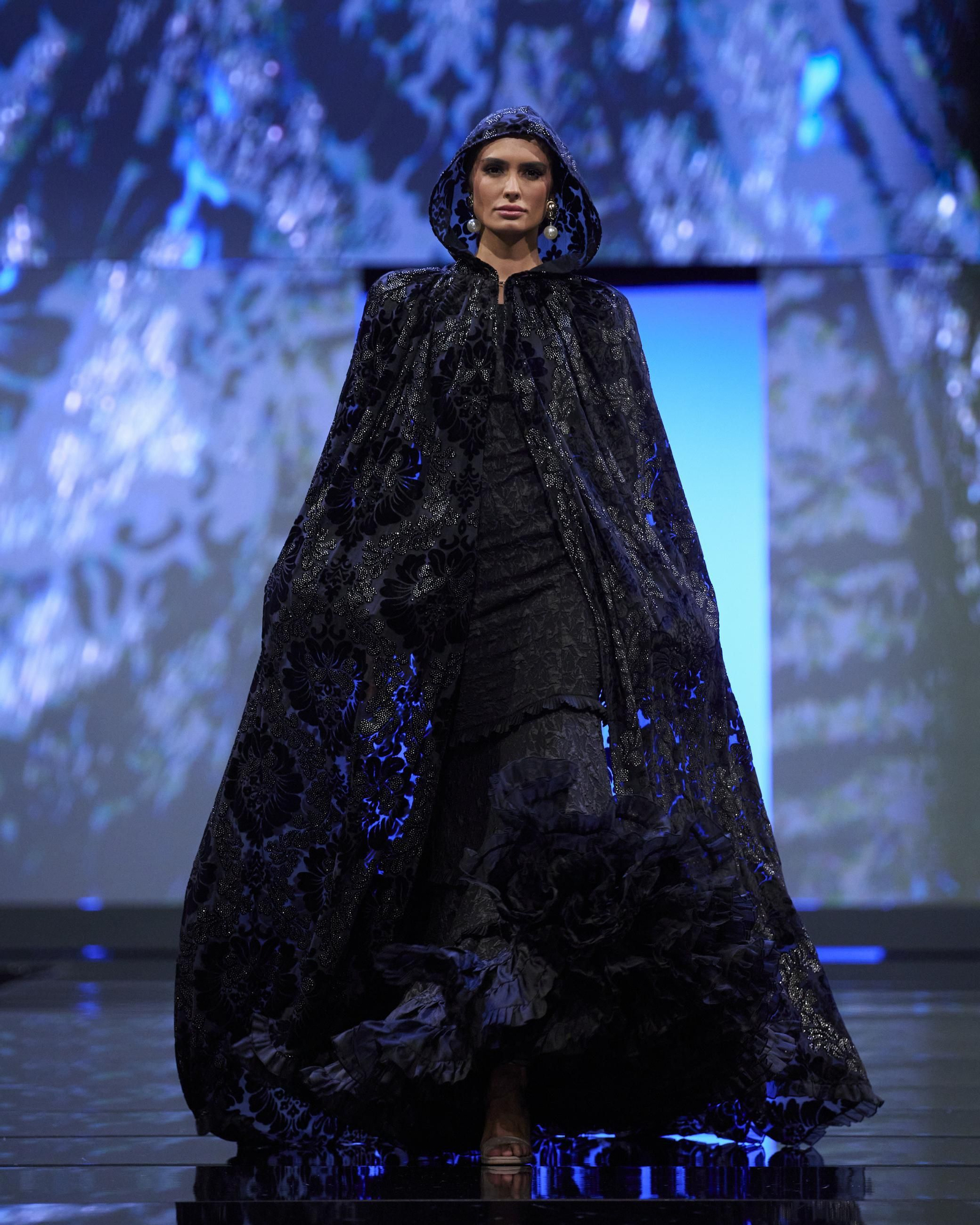 El desfile de María Amador en SIMOF 2025, todas las fotos