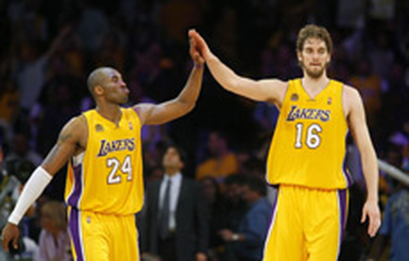 Lakers-Jazz (2-0) 120-110: Los Lakers encarrilan la eliminatoria