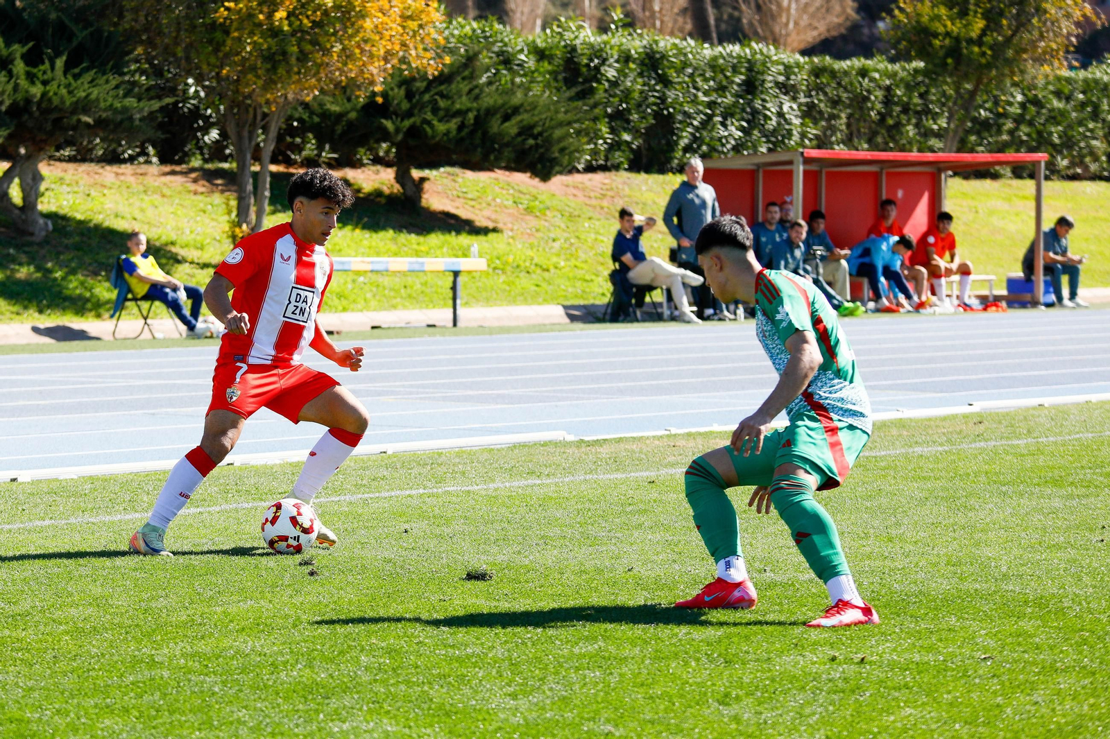 Las imágenes de Segunda RFEF entre Almeria B y recreativo de Granada