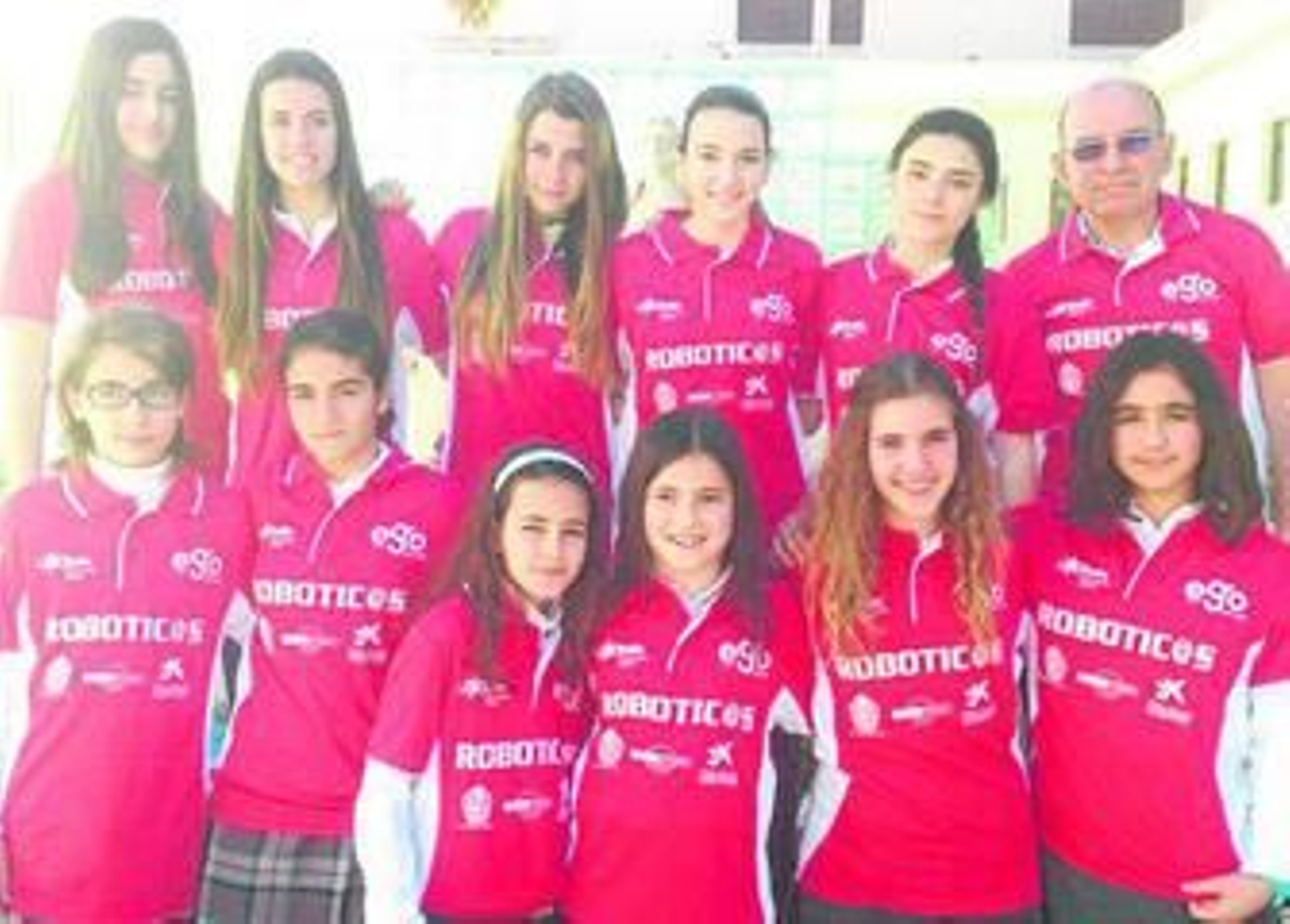 El grupo de alumnas de Robótica del colegio La Salle.