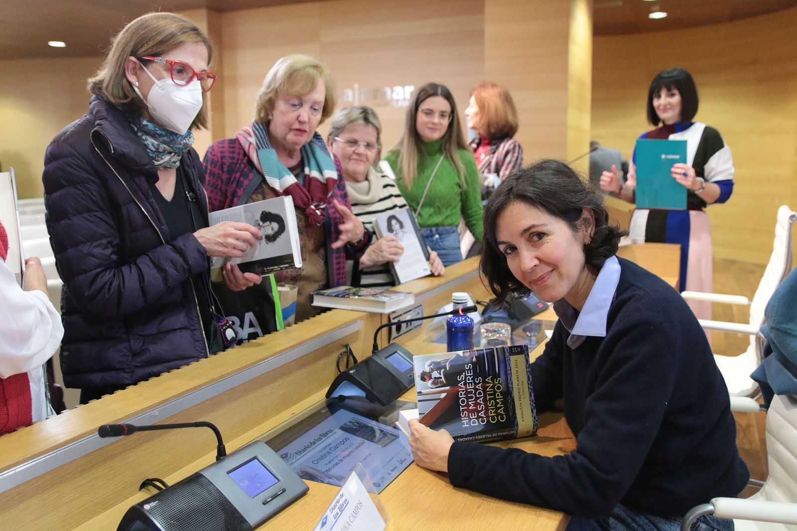 El Diario de los Libros, con Cristina Campos y su novela 'Historias de mujeres casadas'