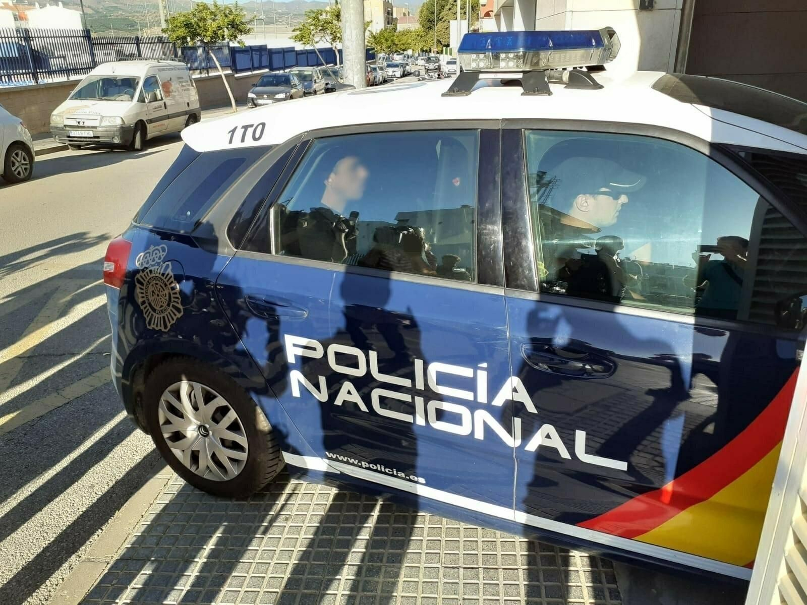 El novio de Dana Leonte, en el vehículo policial para su traslado a los juzgados de Vélez El novio de Dana Leonte, en el vehículo policial para su traslado a los juzgados de Vélez