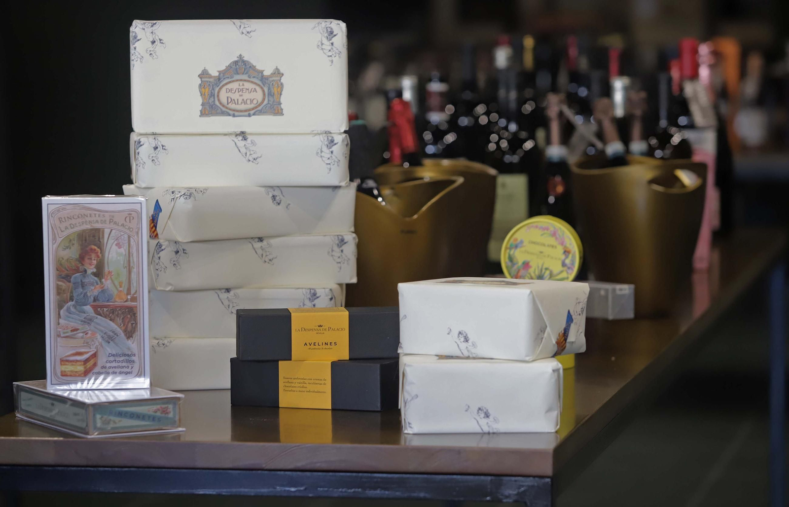 Fotos de la nueva enotienda de 'El Decantador' en Algeciras