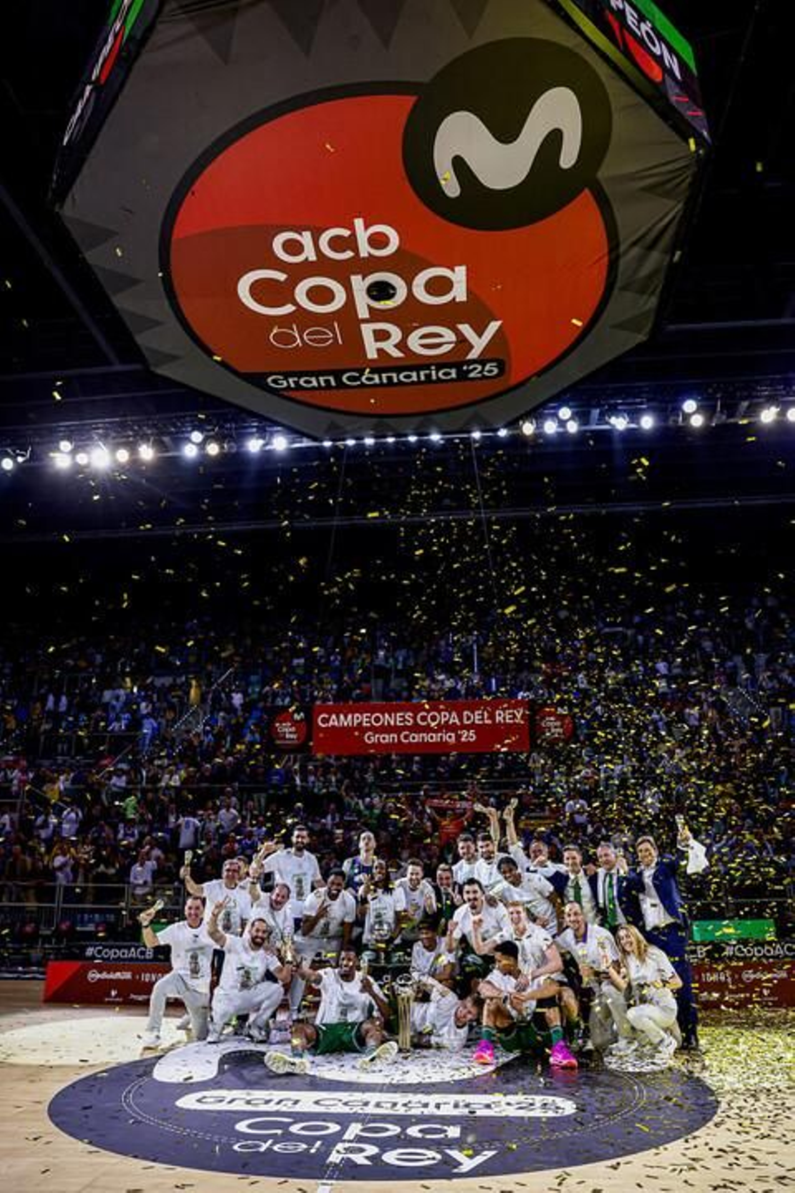 El Unicaja, campeón de Copa: Todas las imágenes del partido, la fiesta y la llegada a Málaga