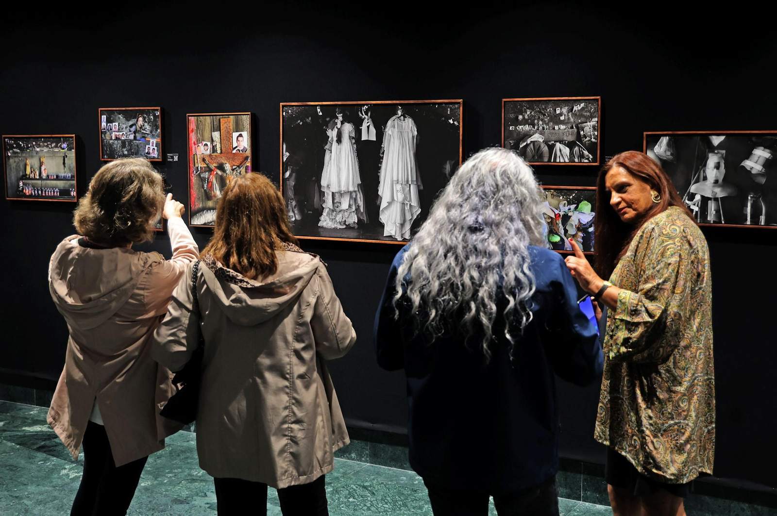 Imágenes de la exposición fotográfica 'Ítems de dudable belleza' del fotógrafo Rafael E.Cárdenas