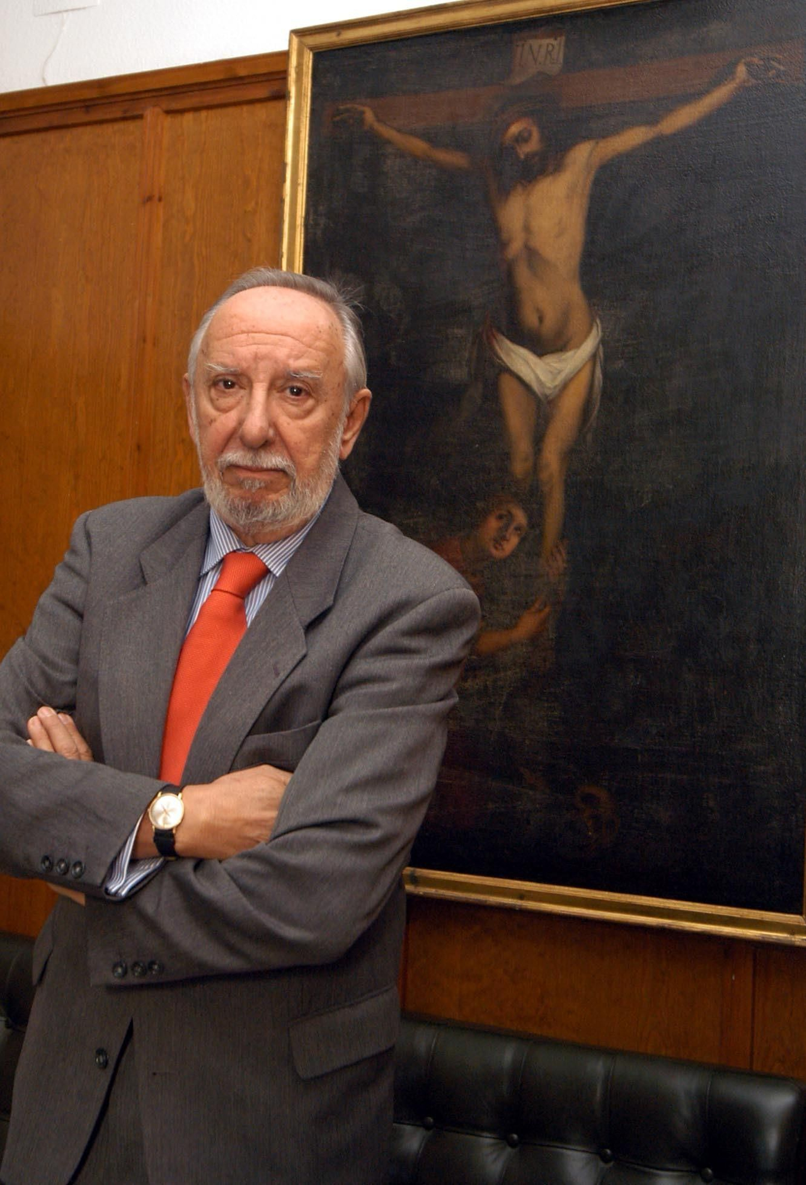 Alfredo Flores, un reconocido cofrade que fue pregonero de la Semana Santa en 1981. Alfredo Flores, un reconocido cofrade que fue pregonero de la Semana Santa en 1981.
